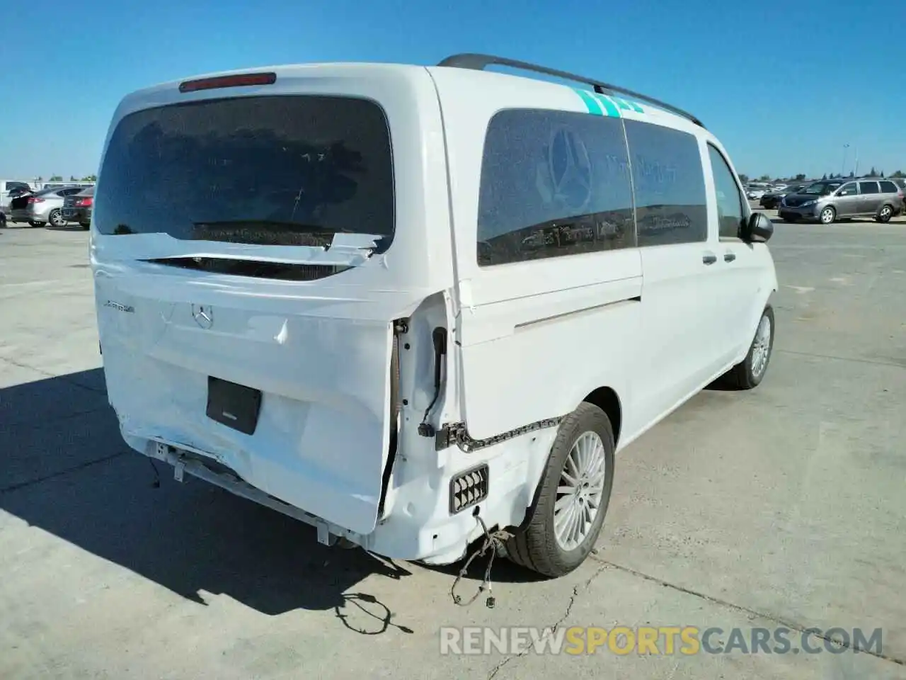 4 Фотография поврежденного автомобиля W1WV0FEY4M3851749 MERCEDES-BENZ METRIS 2021