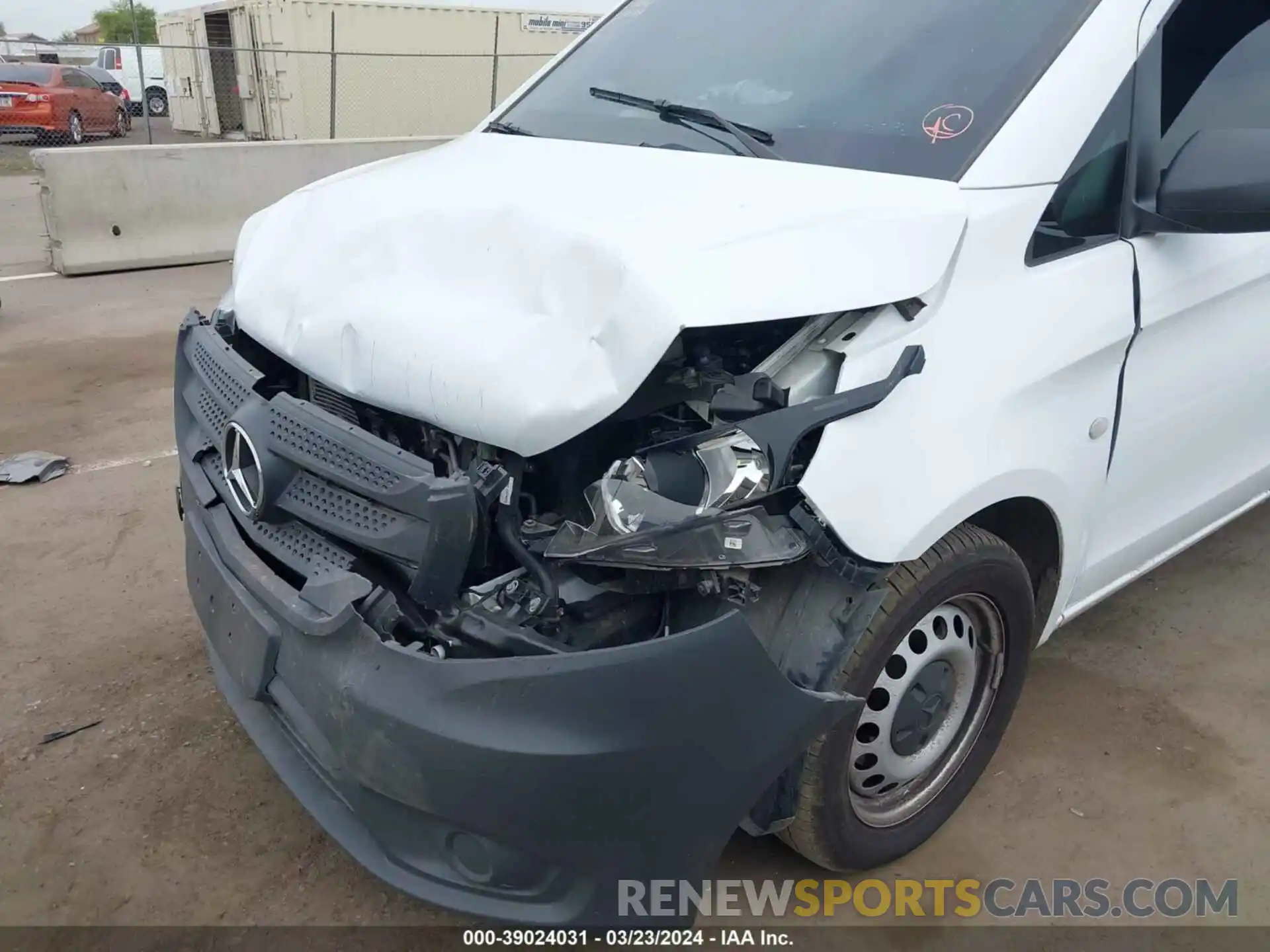 18 Photograph of a damaged car W1YV0BEY3M3876304 MERCEDES-BENZ METRIS 2021