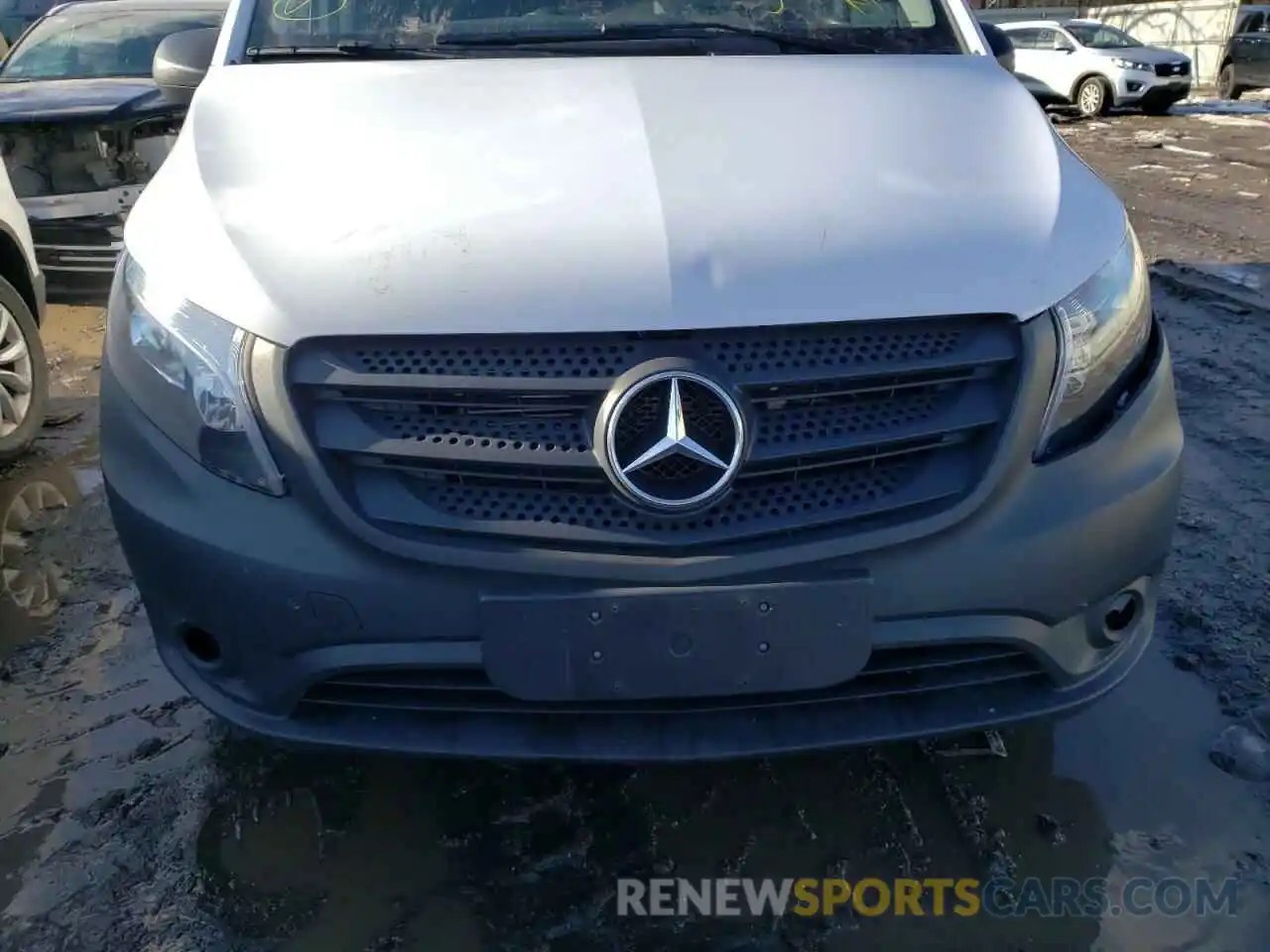 9 Photograph of a damaged car W1YV0BEY4M3866574 MERCEDES-BENZ METRIS 2021