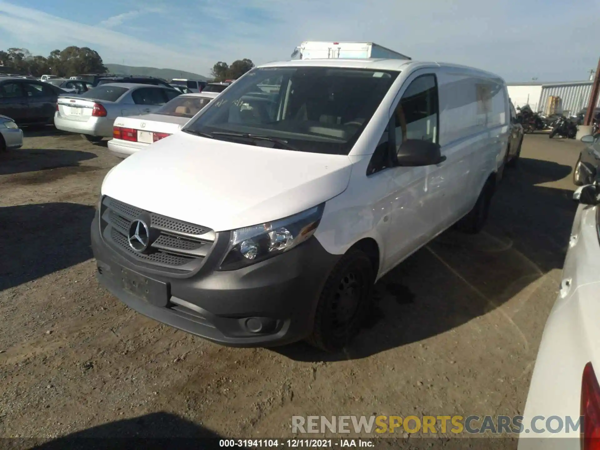 2 Photograph of a damaged car WD3PG2EA0K3538006 MERCEDES-BENZ METRIS CARGO VAN 2019