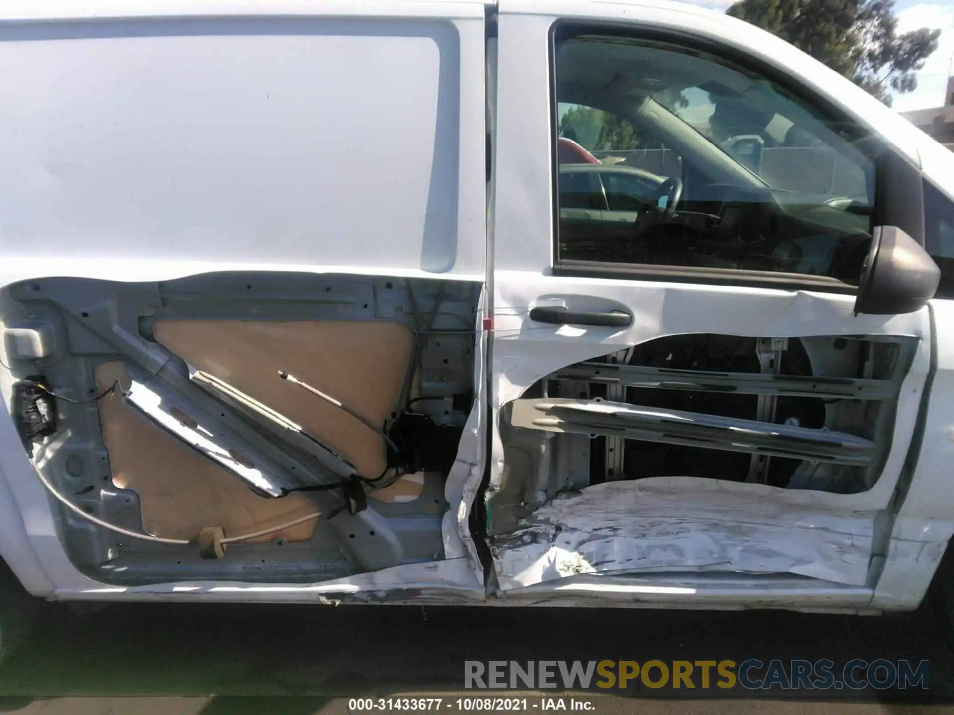 6 Photograph of a damaged car WD3PG2EA3K3533494 MERCEDES-BENZ METRIS CARGO VAN 2019