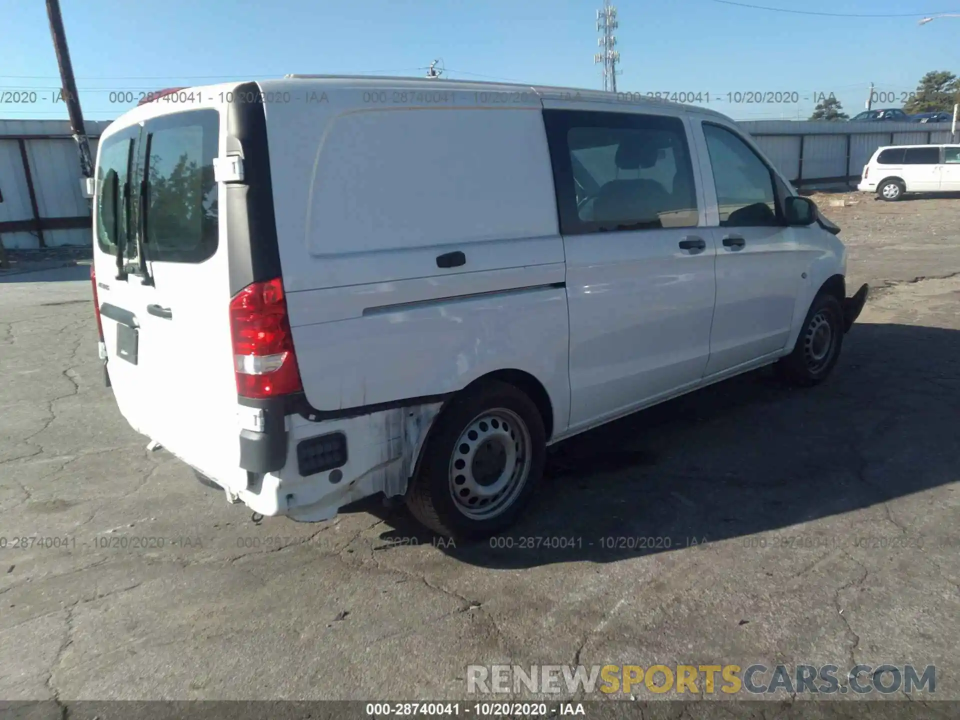 4 Photograph of a damaged car WD3PG2EA3K3544379 MERCEDES-BENZ METRIS CARGO VAN 2019