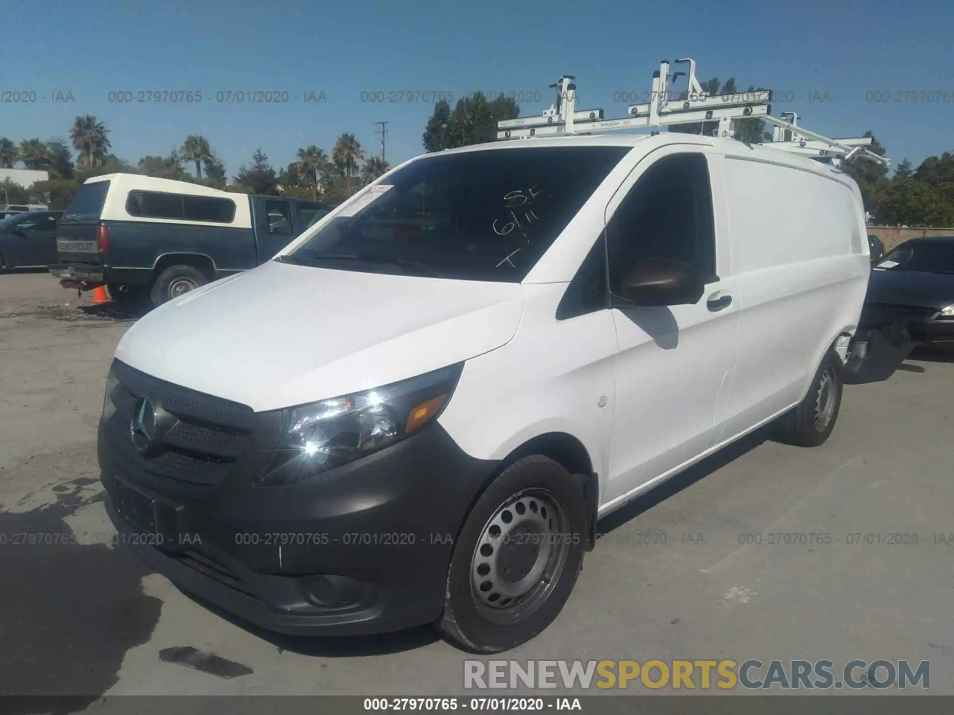 2 Photograph of a damaged car WD3PG2EA4K3522598 MERCEDES-BENZ METRIS CARGO VAN 2019