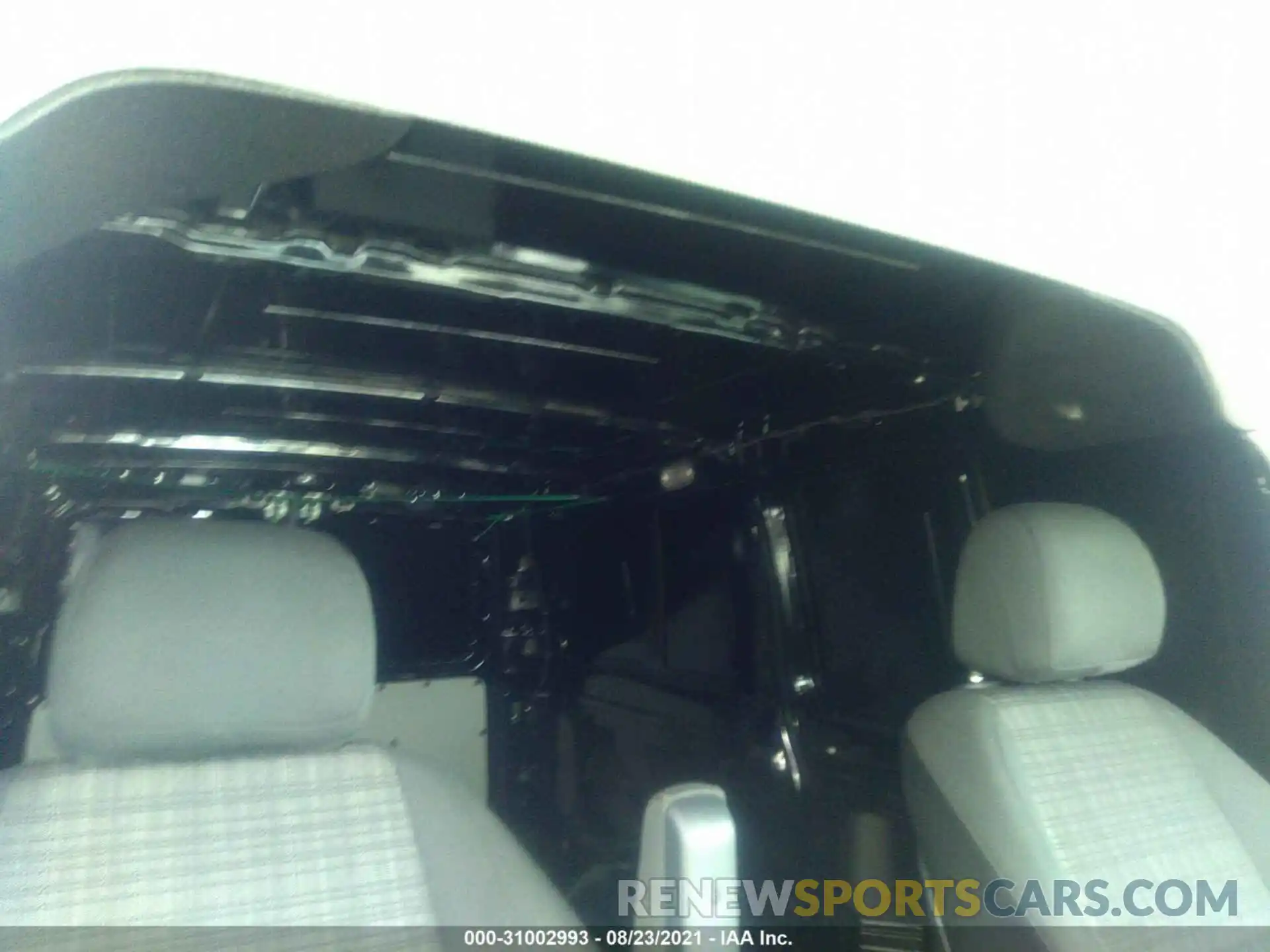 8 Photograph of a damaged car WD3PG2EA5K3536154 MERCEDES-BENZ METRIS CARGO VAN 2019