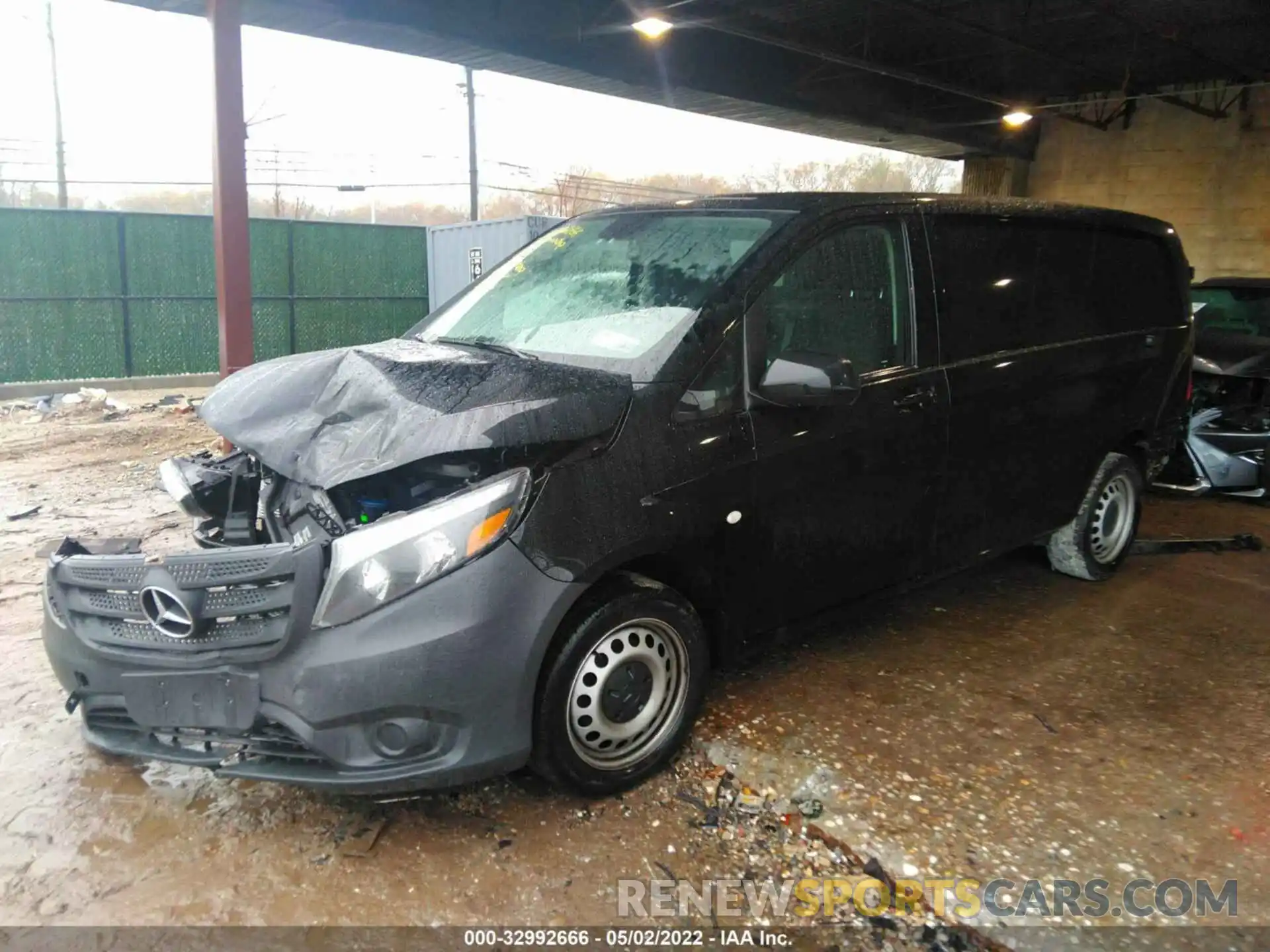 2 Photograph of a damaged car WD3PG2EA6K3587372 MERCEDES-BENZ METRIS CARGO VAN 2019