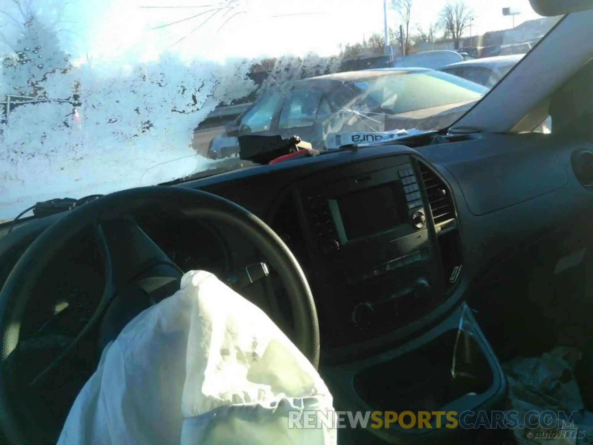 31 Photograph of a damaged car WD3PG2EA7K3594797 MERCEDES-BENZ METRIS CARGO VAN 2019