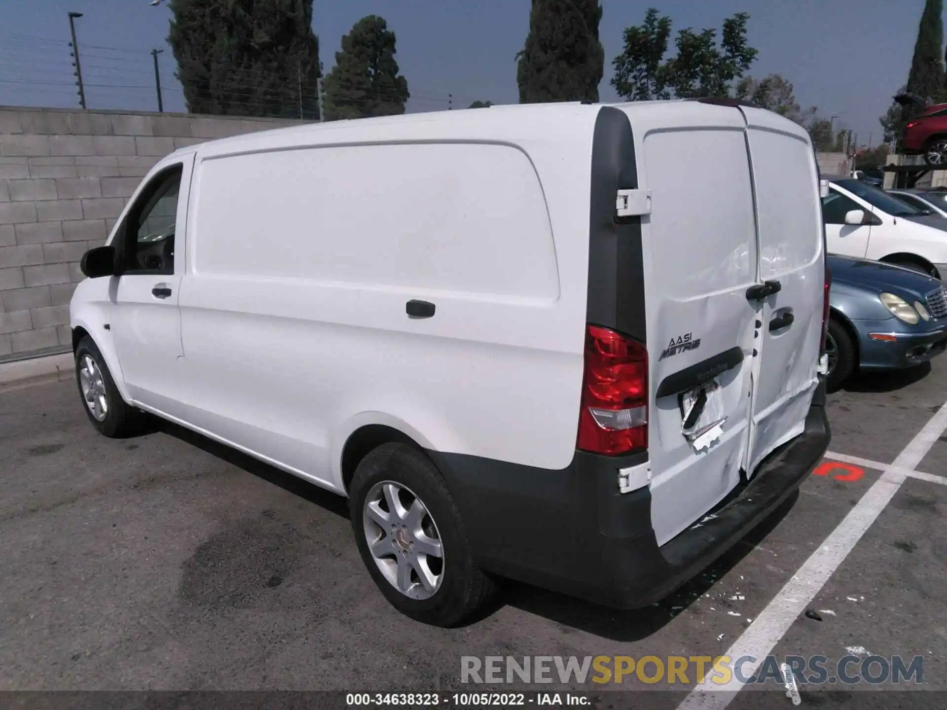 3 Photograph of a damaged car WD3PG2EA7K3597456 MERCEDES-BENZ METRIS CARGO VAN 2019