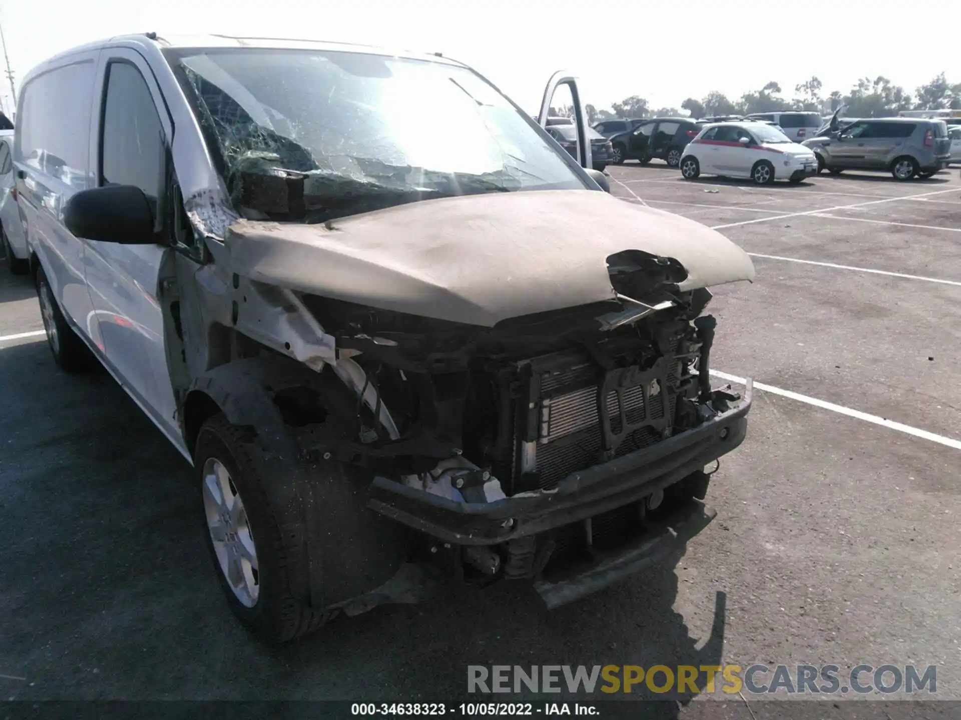 6 Photograph of a damaged car WD3PG2EA7K3597456 MERCEDES-BENZ METRIS CARGO VAN 2019