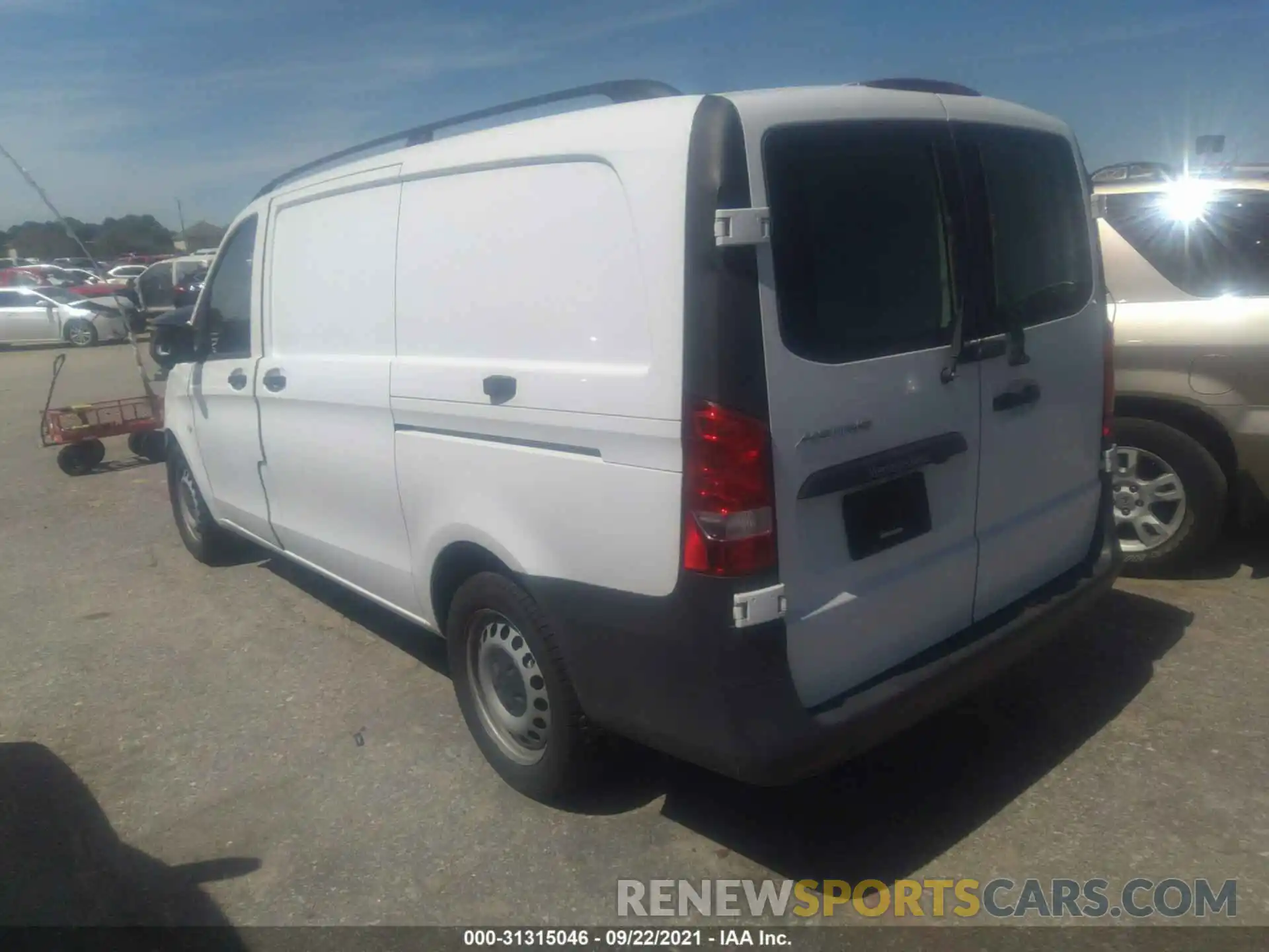 3 Фотография поврежденного автомобиля WD3PG2EA8K3561839 MERCEDES-BENZ METRIS CARGO VAN 2019