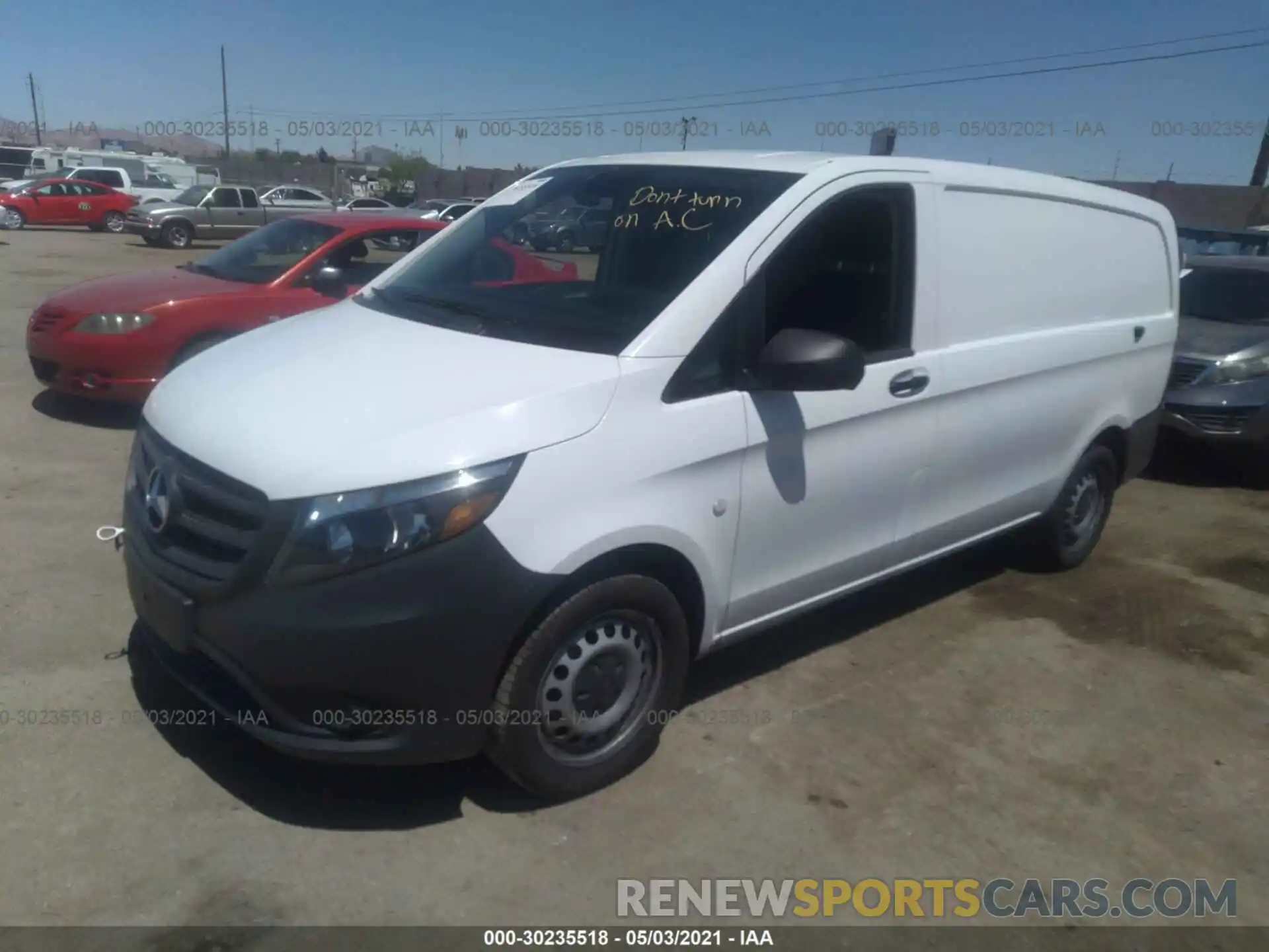 2 Photograph of a damaged car WD3PG2EAXK3605081 MERCEDES-BENZ METRIS CARGO VAN 2019