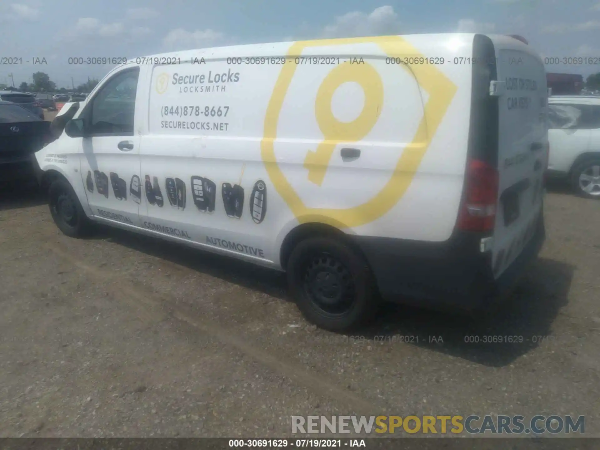 3 Photograph of a damaged car WD3PG3EA1K3575281 MERCEDES-BENZ METRIS CARGO VAN 2019