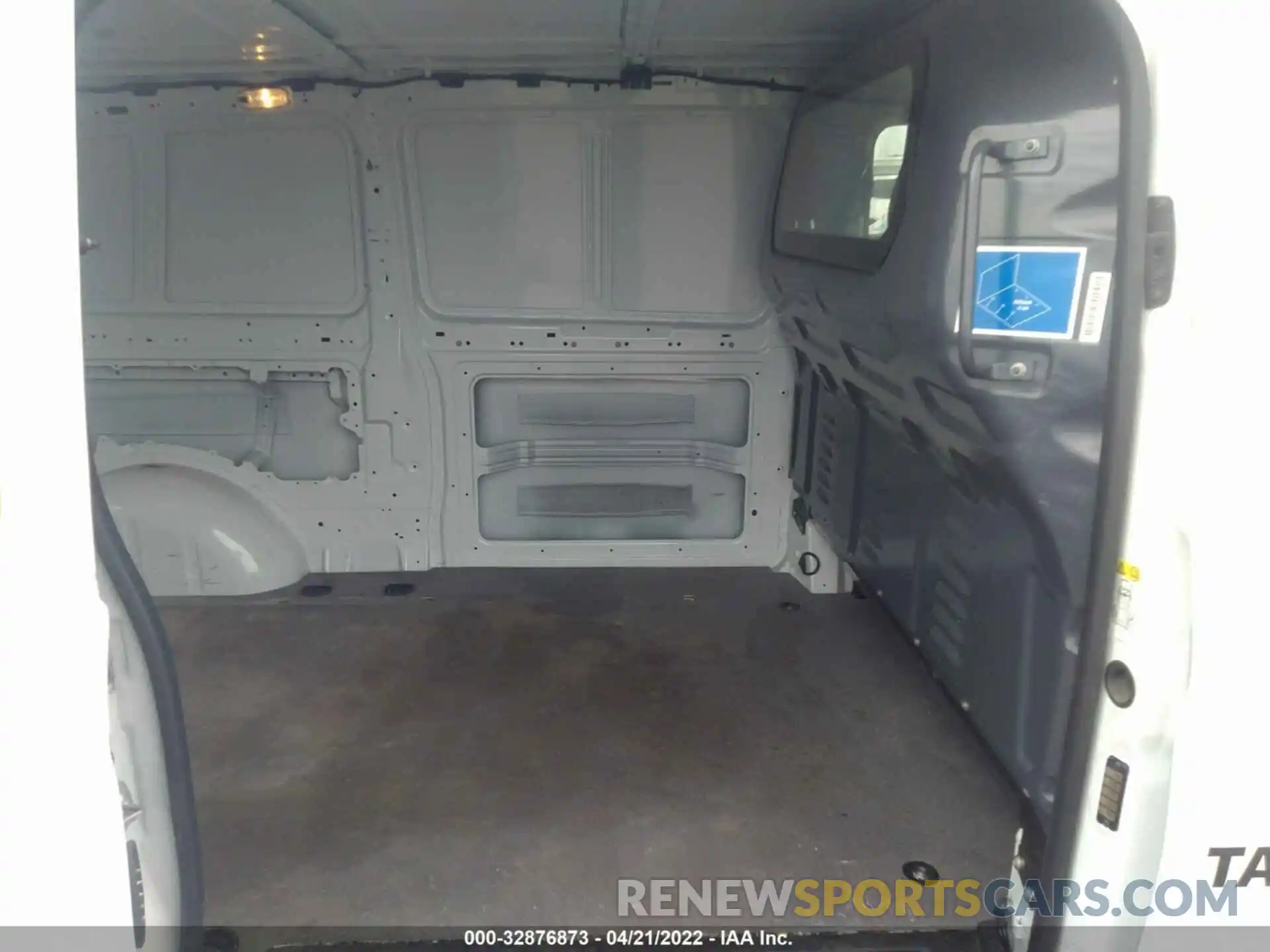 8 Photograph of a damaged car WD3PG3EA1K3602785 MERCEDES-BENZ METRIS CARGO VAN 2019