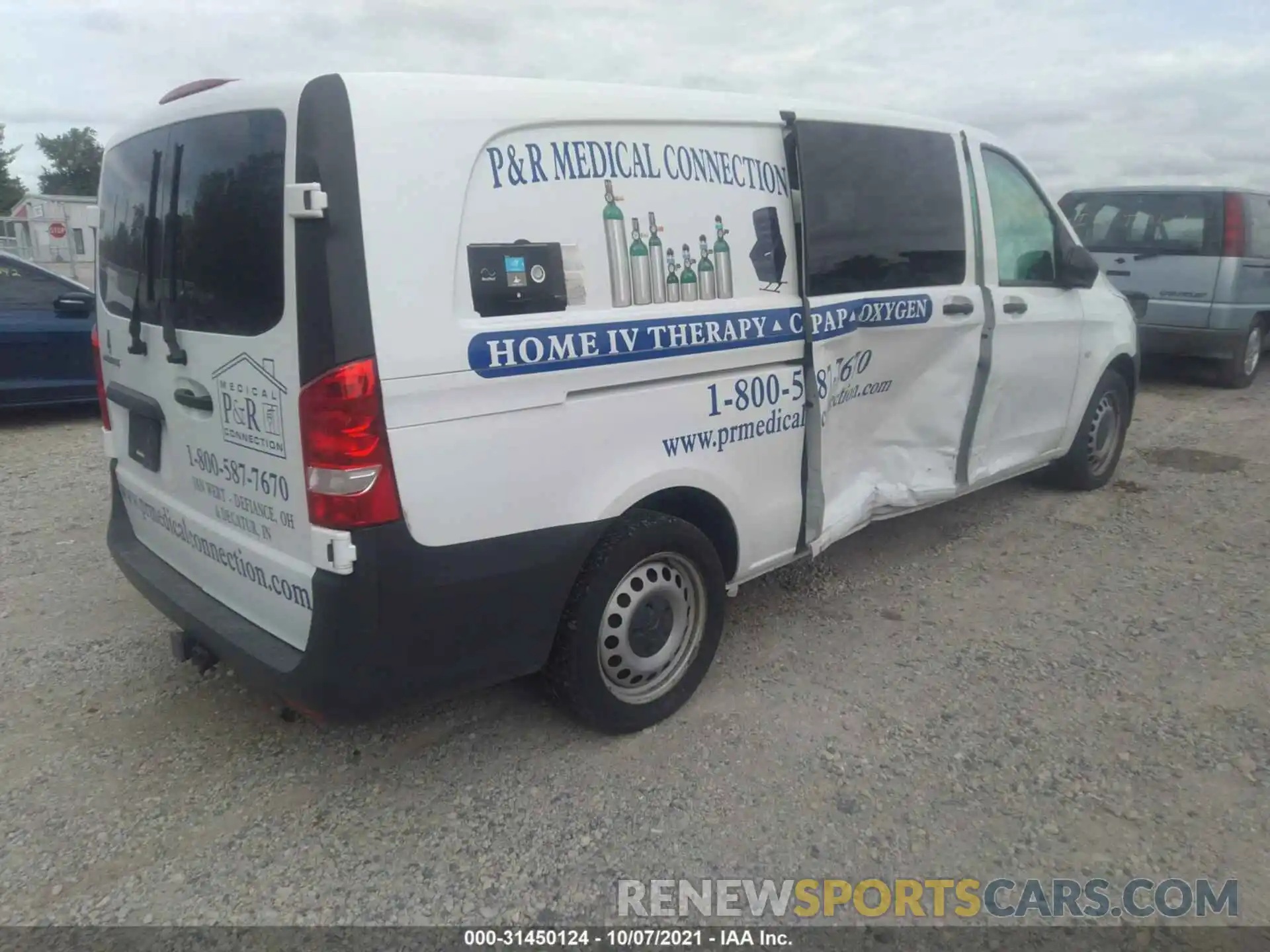 4 Photograph of a damaged car WD3PG3EA2K3548820 MERCEDES-BENZ METRIS CARGO VAN 2019