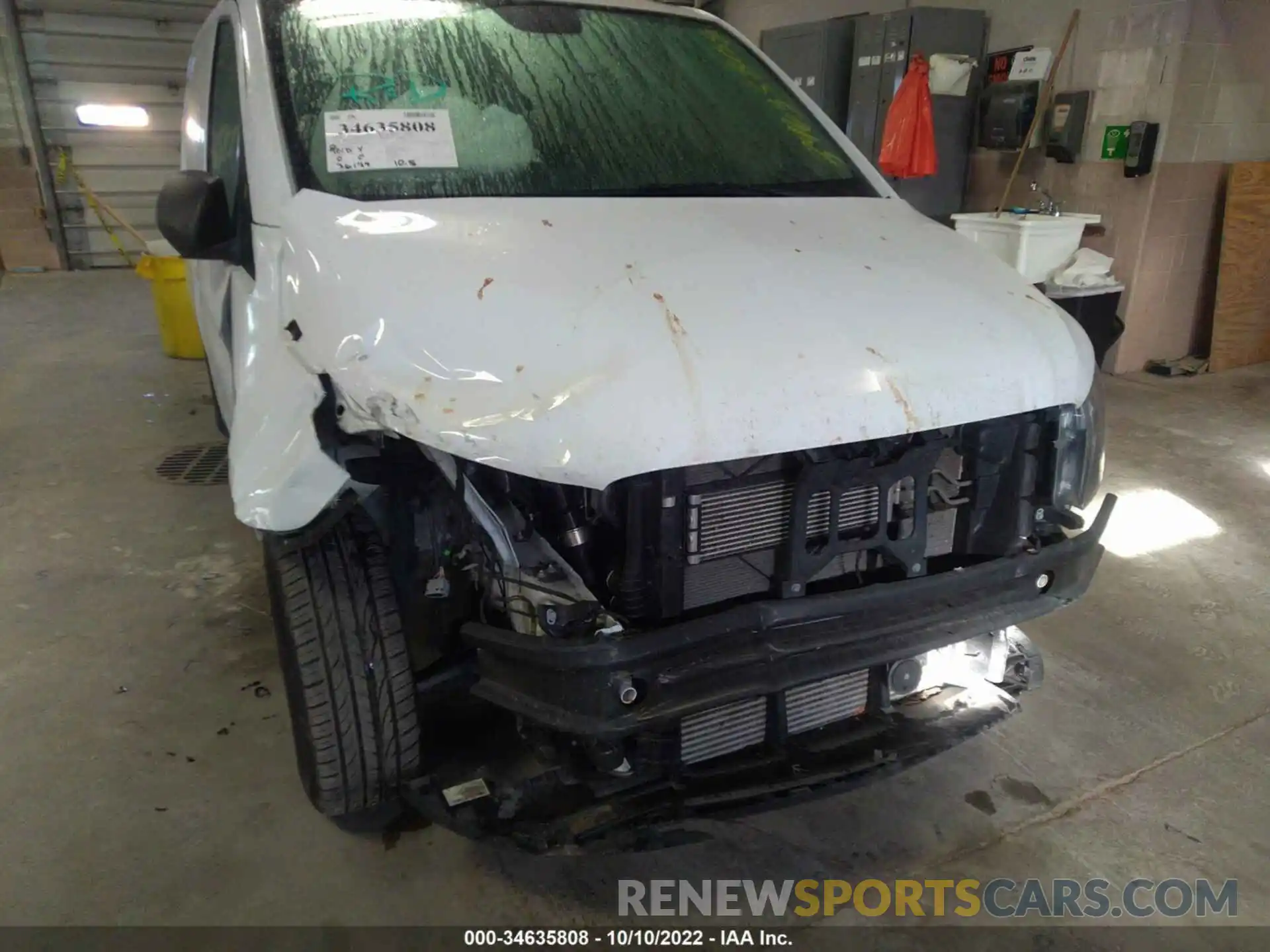 6 Photograph of a damaged car W1YV0BEY5L3740464 MERCEDES-BENZ METRIS CARGO VAN 2020