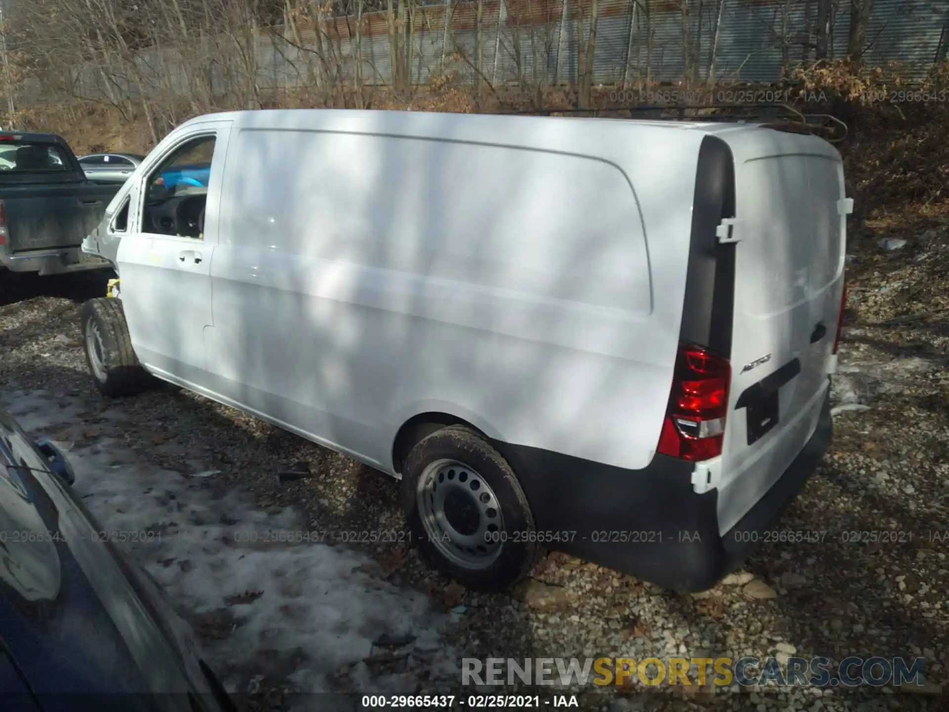 3 Фотография поврежденного автомобиля W1YV0BEYXL3764758 MERCEDES-BENZ METRIS CARGO VAN 2020