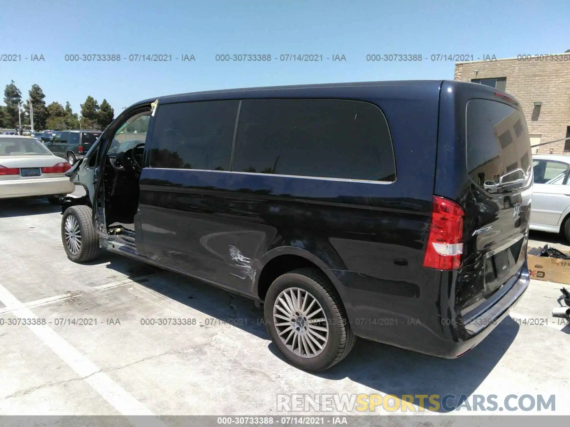 3 Фотография поврежденного автомобиля W1YV0CEY1L3689096 MERCEDES-BENZ METRIS CARGO VAN 2020