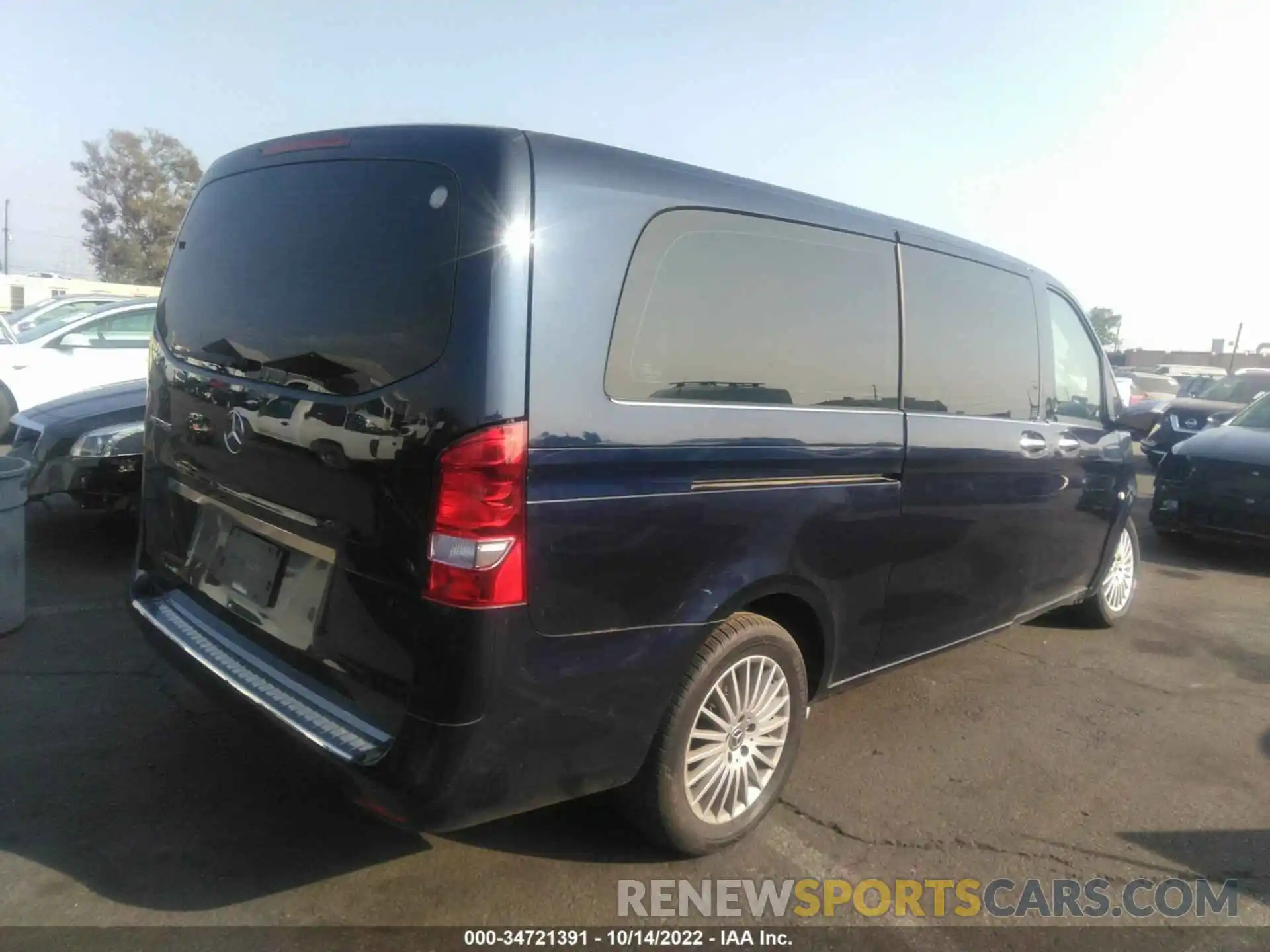 4 Фотография поврежденного автомобиля W1YV0CEY4L3688170 MERCEDES-BENZ METRIS CARGO VAN 2020