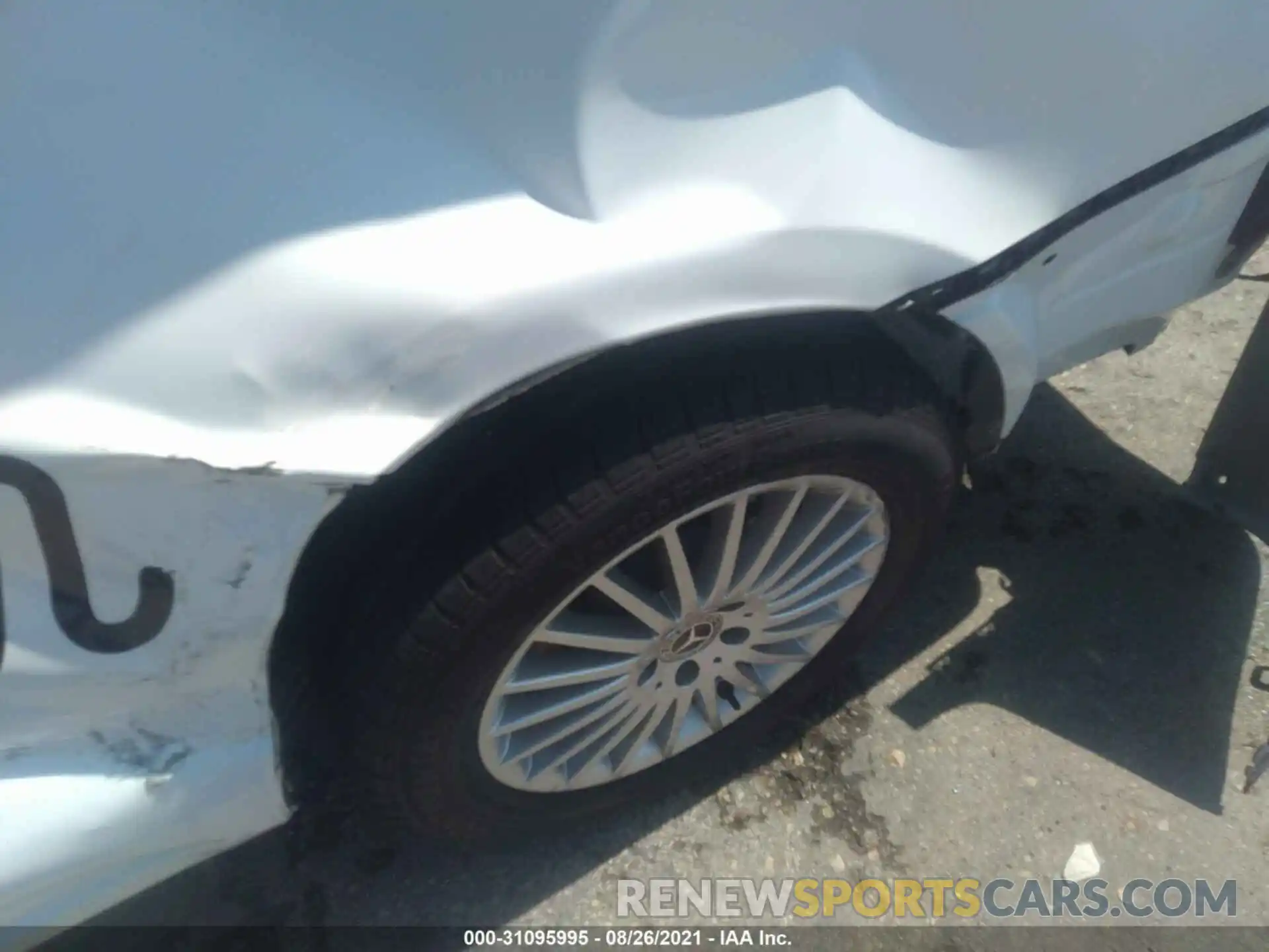 13 Photograph of a damaged car W1YV0CEY6L3693466 MERCEDES-BENZ METRIS CARGO VAN 2020