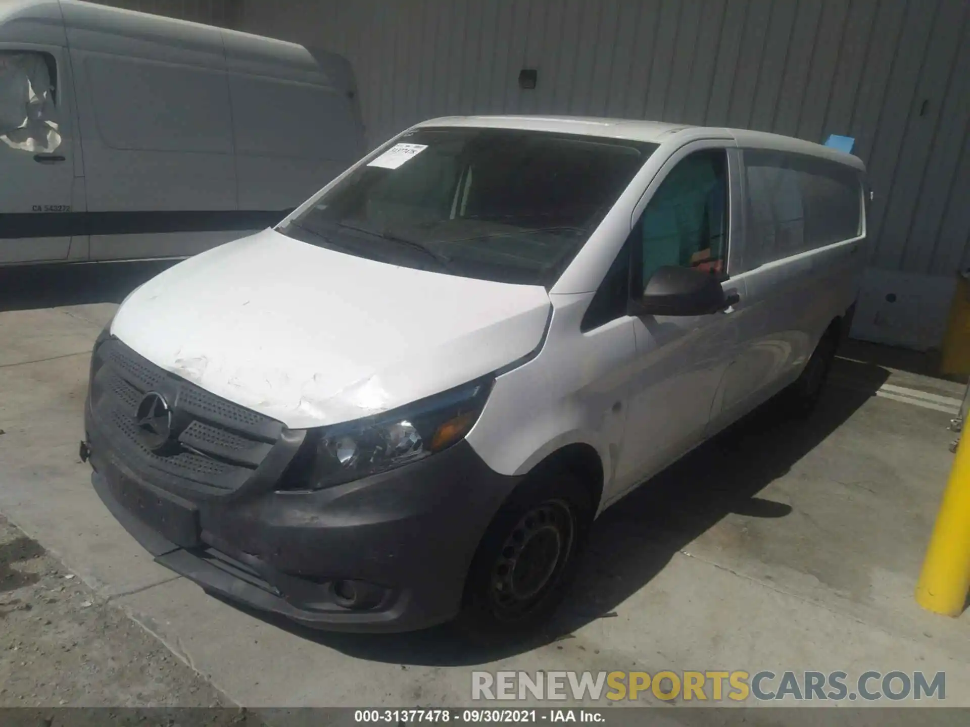 2 Photograph of a damaged car W1YV0CEY8L3685613 MERCEDES-BENZ METRIS CARGO VAN 2020