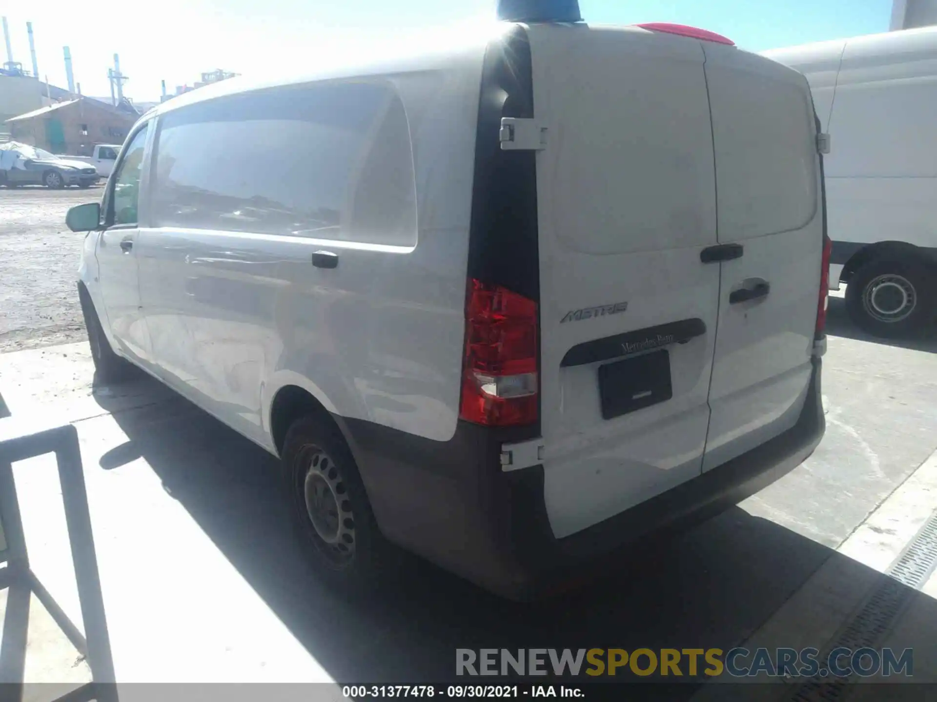 3 Photograph of a damaged car W1YV0CEY8L3685613 MERCEDES-BENZ METRIS CARGO VAN 2020