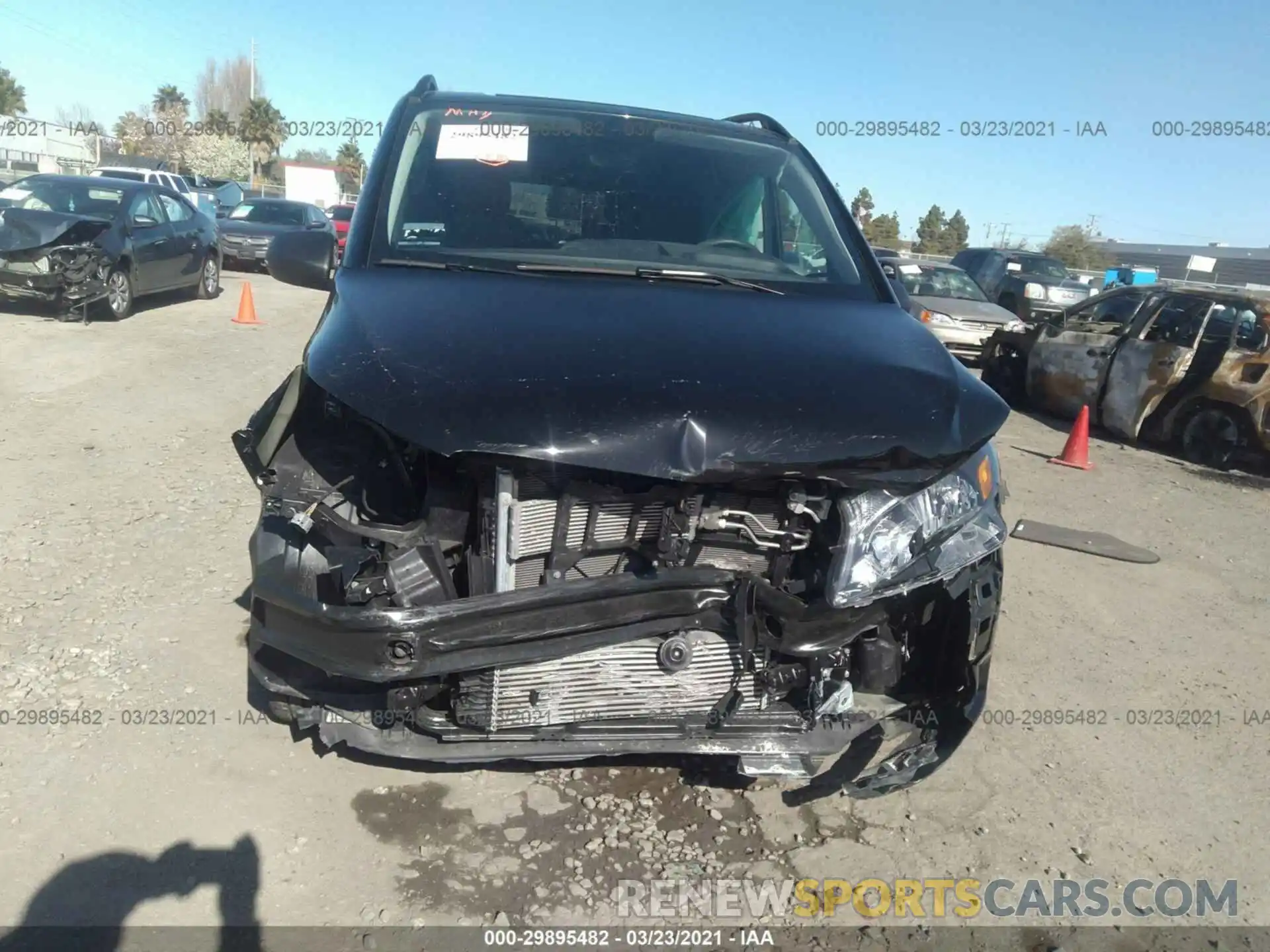 6 Photograph of a damaged car WD4PG2EE0K3511659 MERCEDES-BENZ METRIS PASSENGER VAN 2019