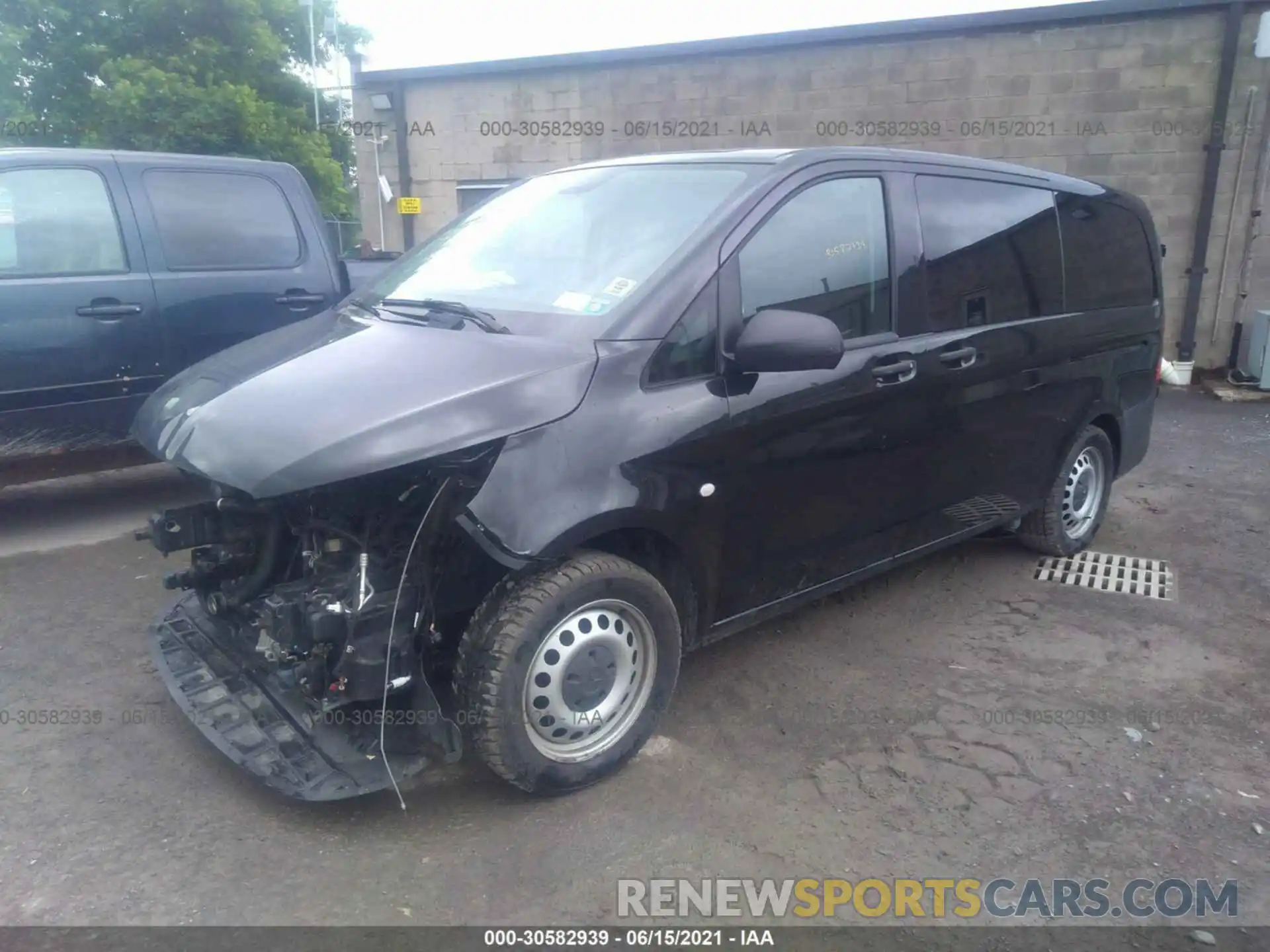 2 Photograph of a damaged car WD4PG2EE0K3517929 MERCEDES-BENZ METRIS PASSENGER VAN 2019