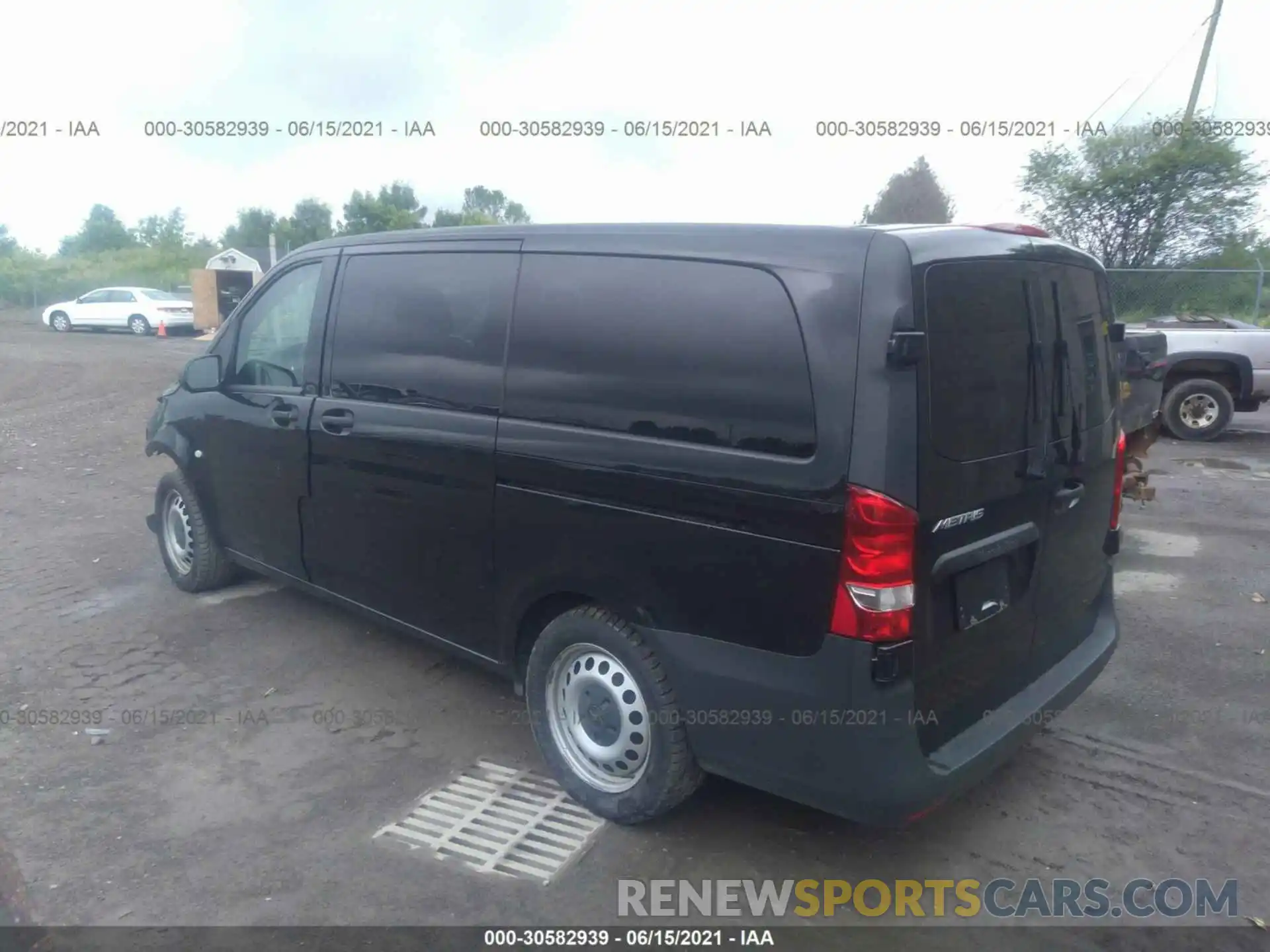 3 Фотография поврежденного автомобиля WD4PG2EE0K3517929 MERCEDES-BENZ METRIS PASSENGER VAN 2019