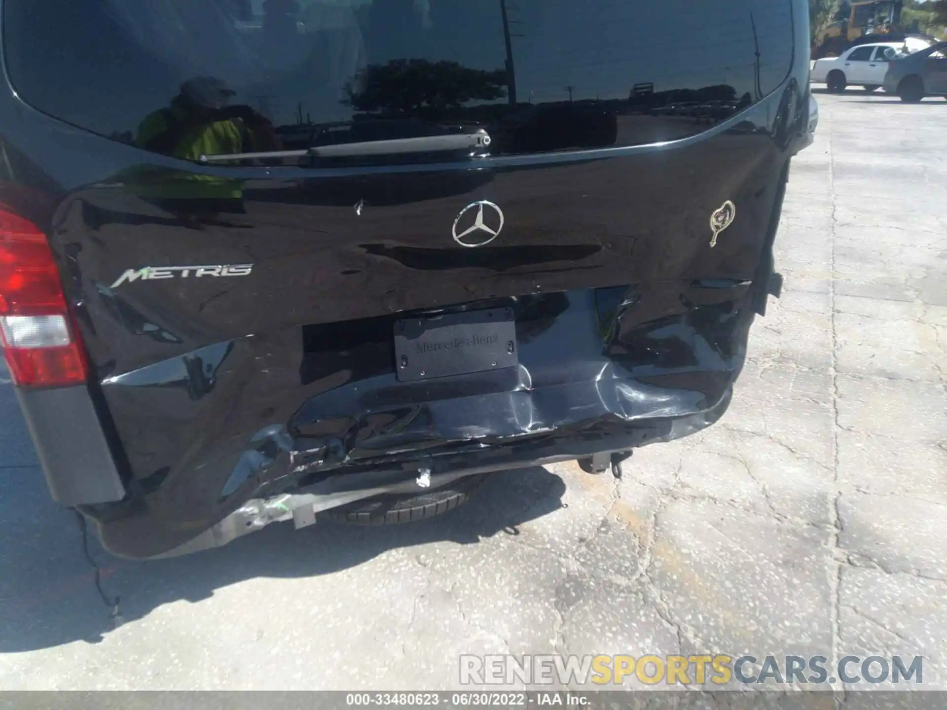 6 Photograph of a damaged car WD4PG2EE2K3507936 MERCEDES-BENZ METRIS PASSENGER VAN 2019