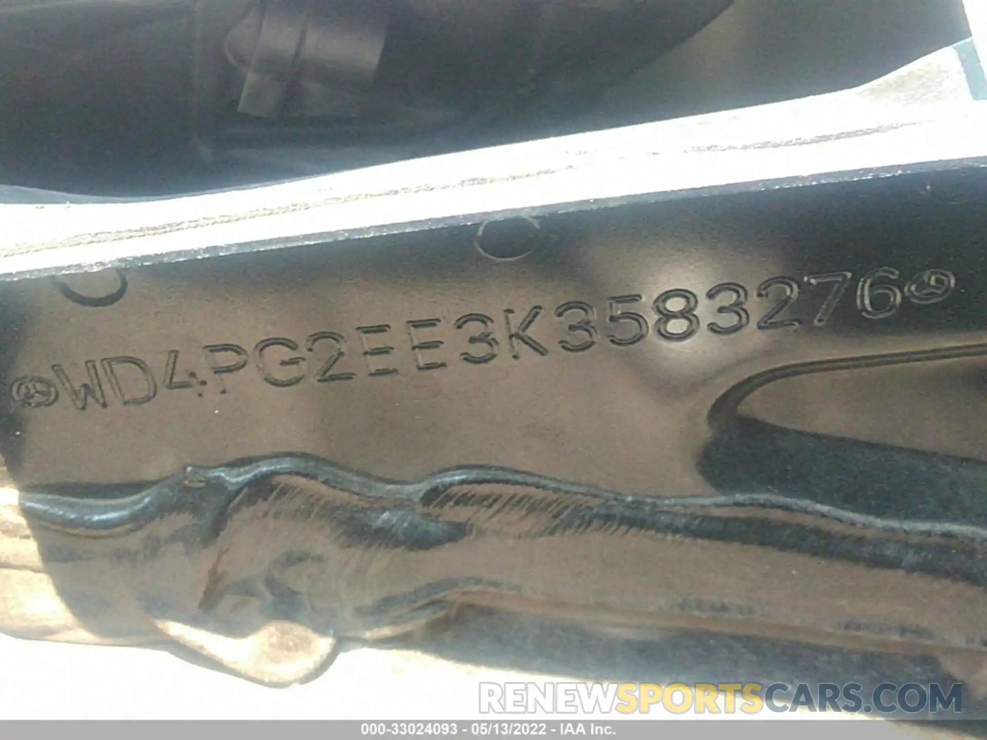 9 Photograph of a damaged car WD4PG2EE3K3583276 MERCEDES-BENZ METRIS PASSENGER VAN 2019