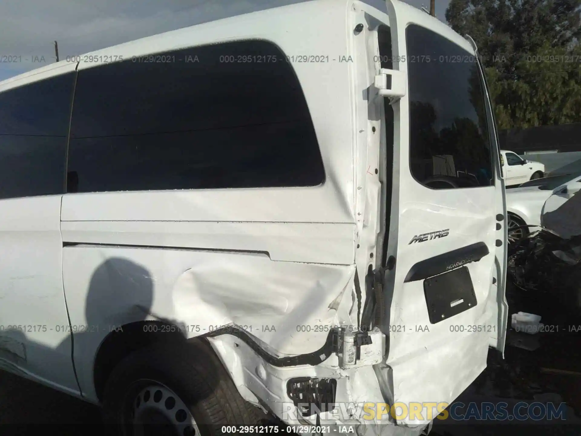 6 Photograph of a damaged car WD4PG2EE4K3527167 MERCEDES-BENZ METRIS PASSENGER VAN 2019