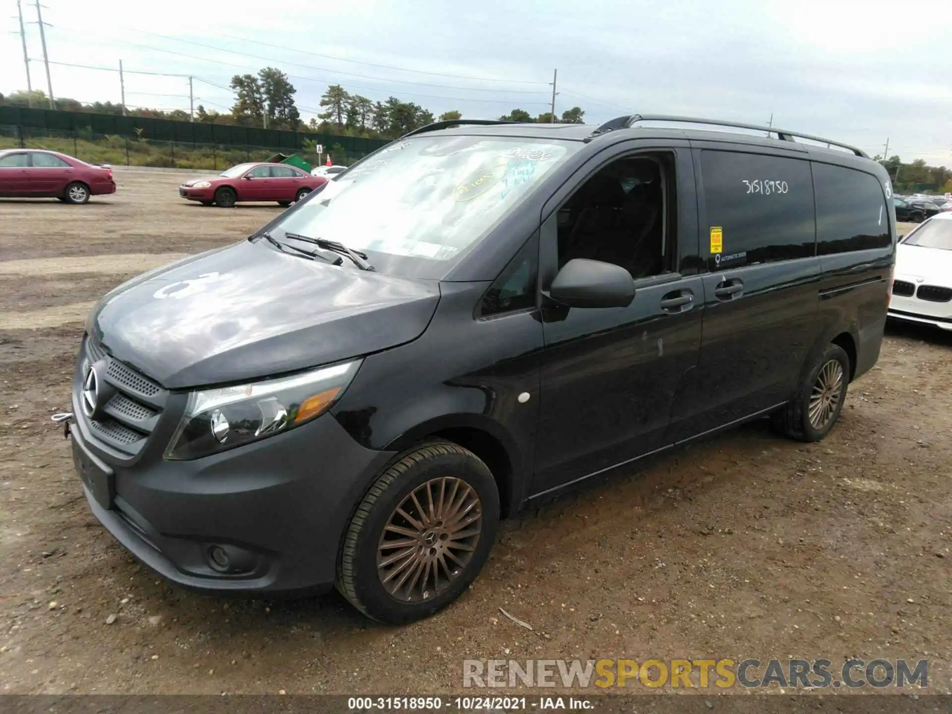 2 Фотография поврежденного автомобиля WD4PG2EE6K3583935 MERCEDES-BENZ METRIS PASSENGER VAN 2019