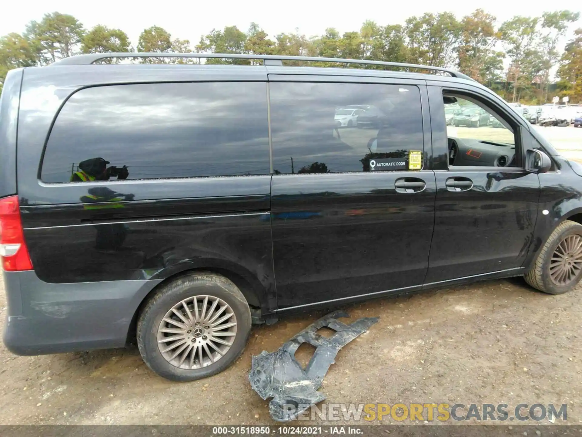 6 Photograph of a damaged car WD4PG2EE6K3583935 MERCEDES-BENZ METRIS PASSENGER VAN 2019