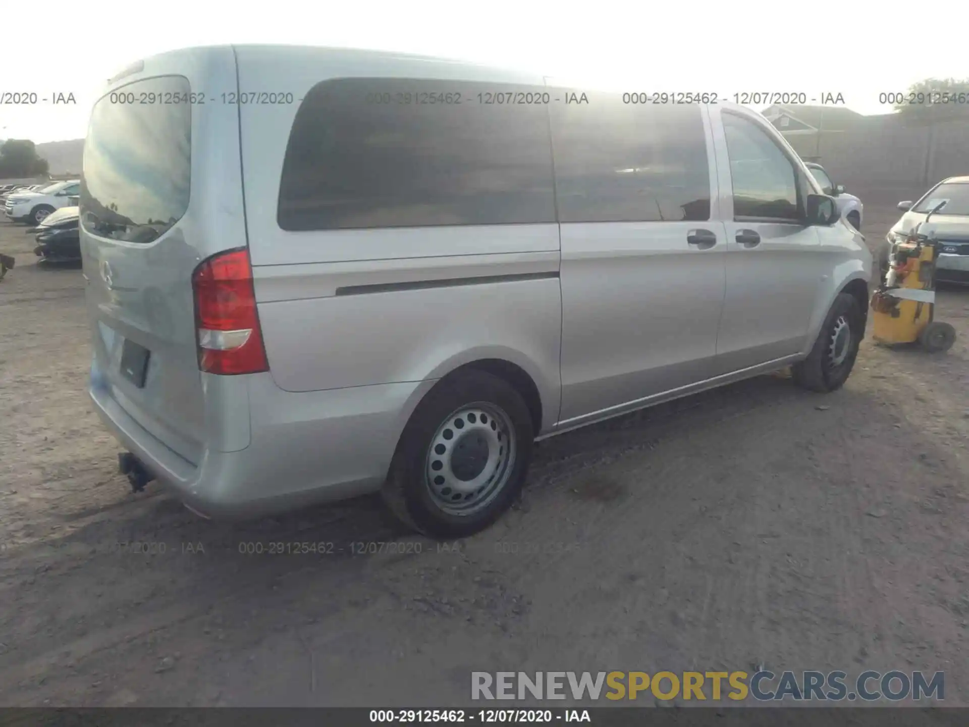 4 Фотография поврежденного автомобиля WD4PG2EE8K3510677 MERCEDES-BENZ METRIS PASSENGER VAN 2019