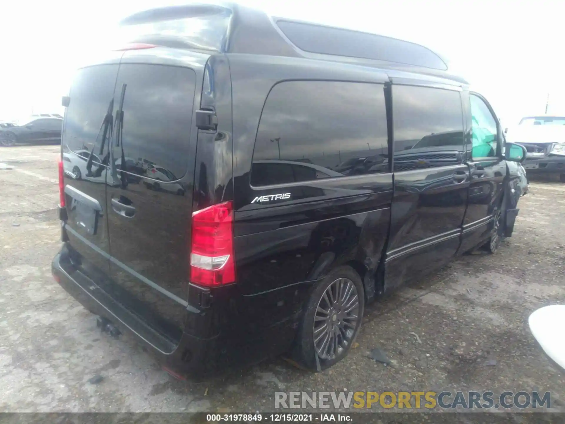 4 Фотография поврежденного автомобиля WD4PG2EE9K3527049 MERCEDES-BENZ METRIS PASSENGER VAN 2019