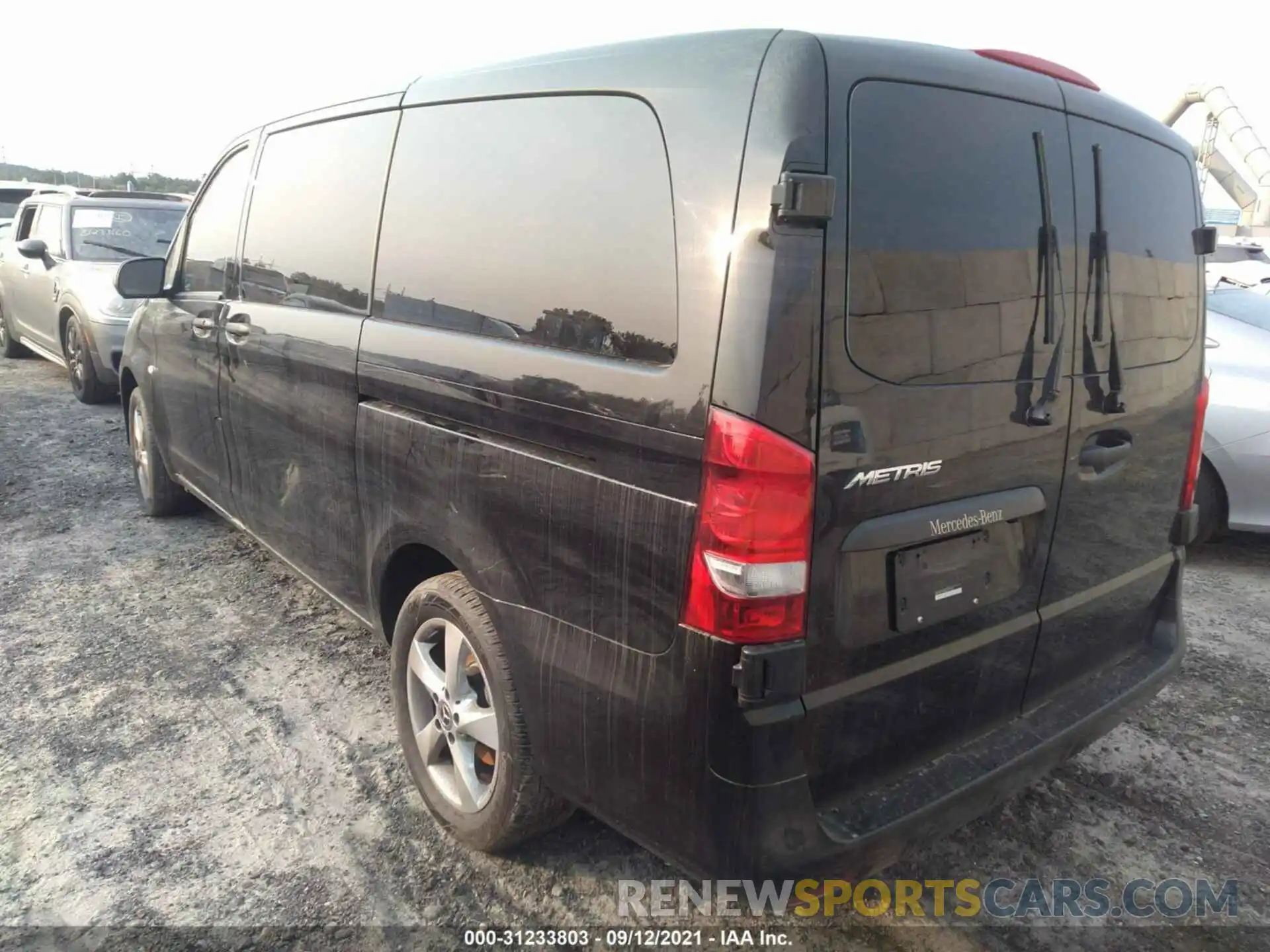 3 Photograph of a damaged car W1WV0FEY0L3697961 MERCEDES-BENZ METRIS PASSENGER VAN 2020