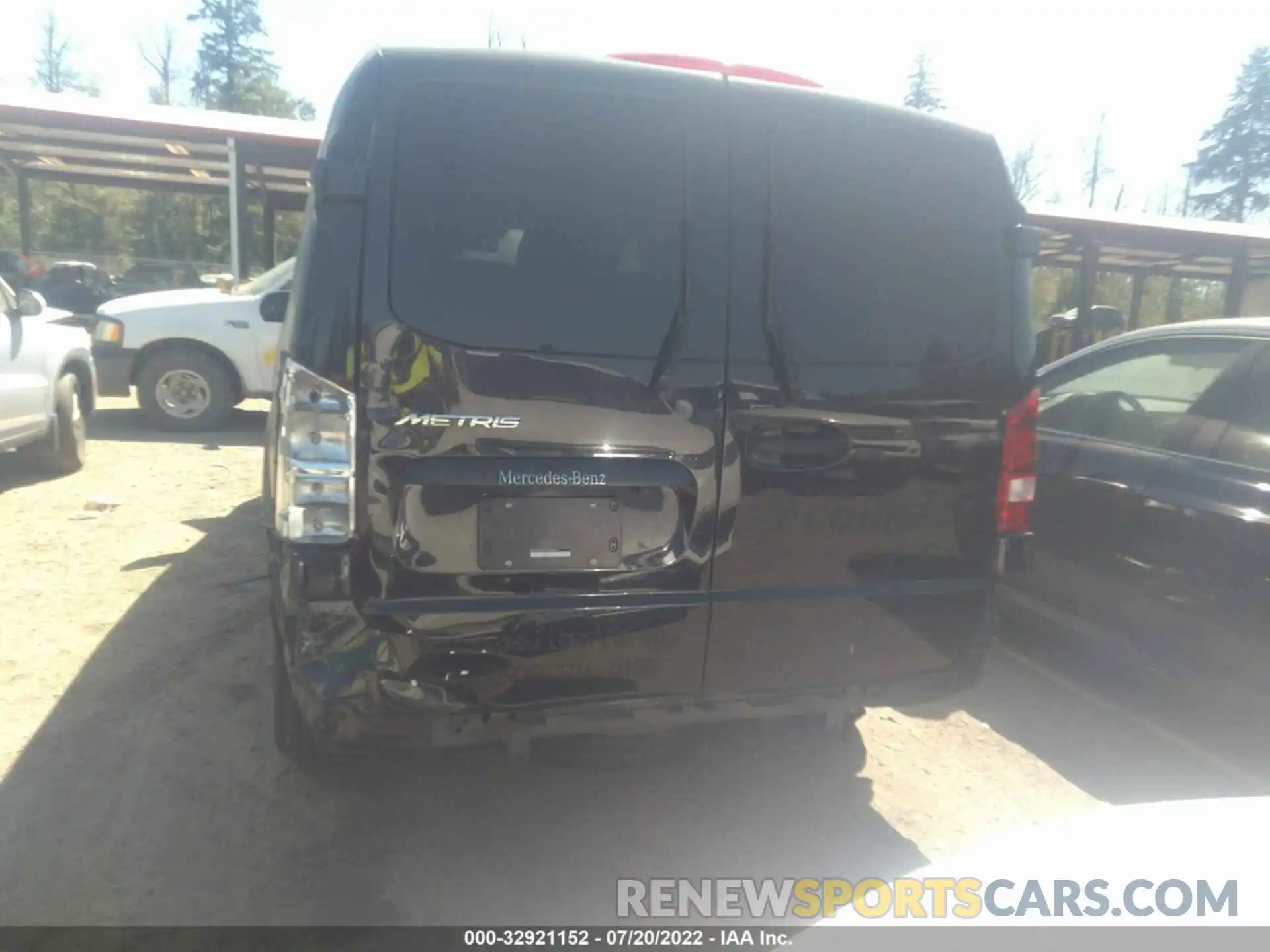 6 Photograph of a damaged car W1WV0FEY5L3696594 MERCEDES-BENZ METRIS PASSENGER VAN 2020