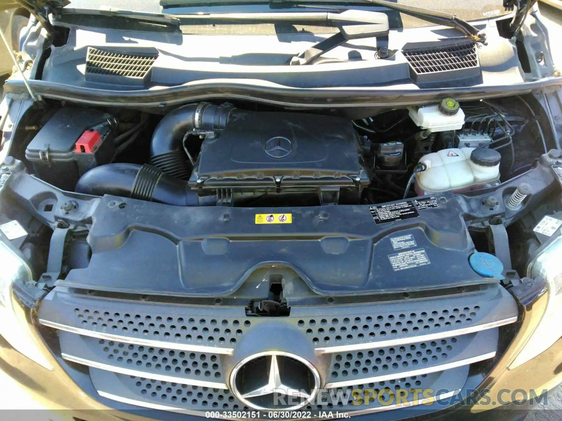 10 Photograph of a damaged car W1WV0FEY7L3698380 MERCEDES-BENZ METRIS PASSENGER VAN 2020