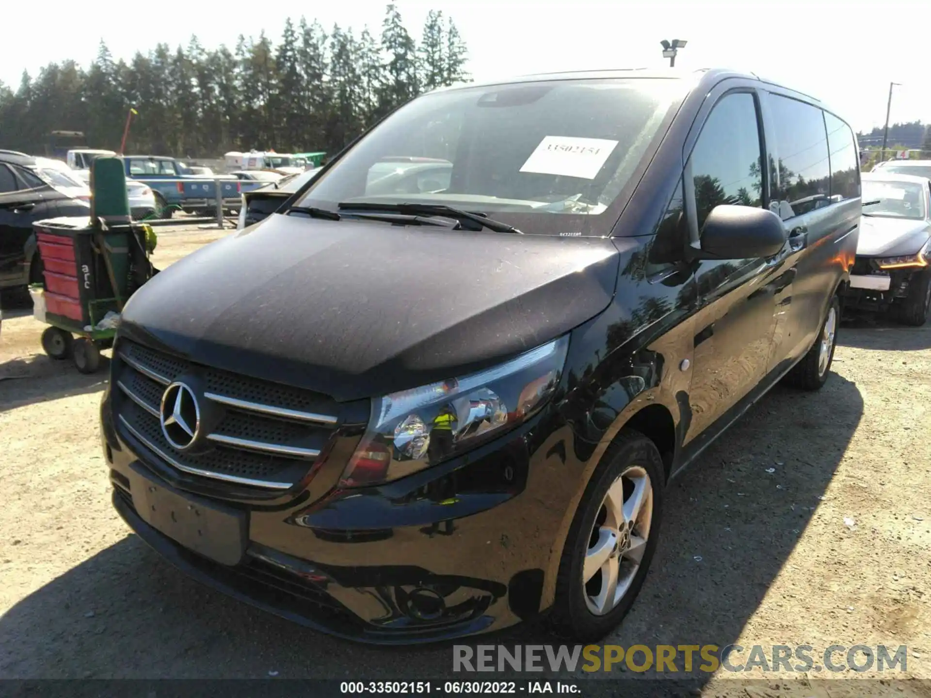 2 Photograph of a damaged car W1WV0FEY7L3698380 MERCEDES-BENZ METRIS PASSENGER VAN 2020