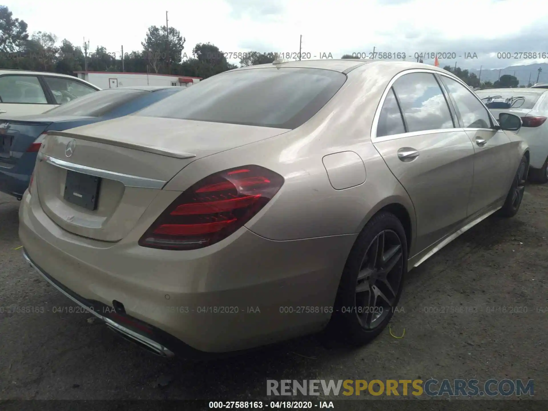 4 Photograph of a damaged car WDDUG6GB8KA495932 MERCEDES-BENZ S 2019