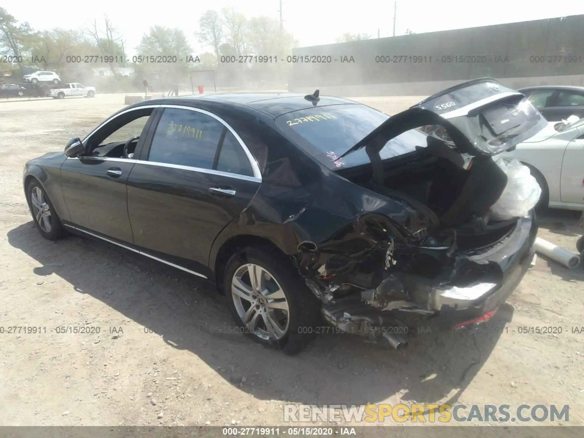 3 Photograph of a damaged car WDDUG8GB6KA474380 MERCEDES-BENZ S 2019