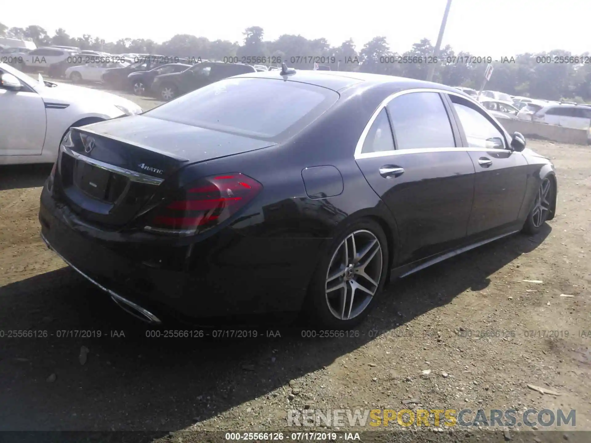 4 Photograph of a damaged car WDDUG8GB8KA451618 MERCEDES-BENZ S 2019