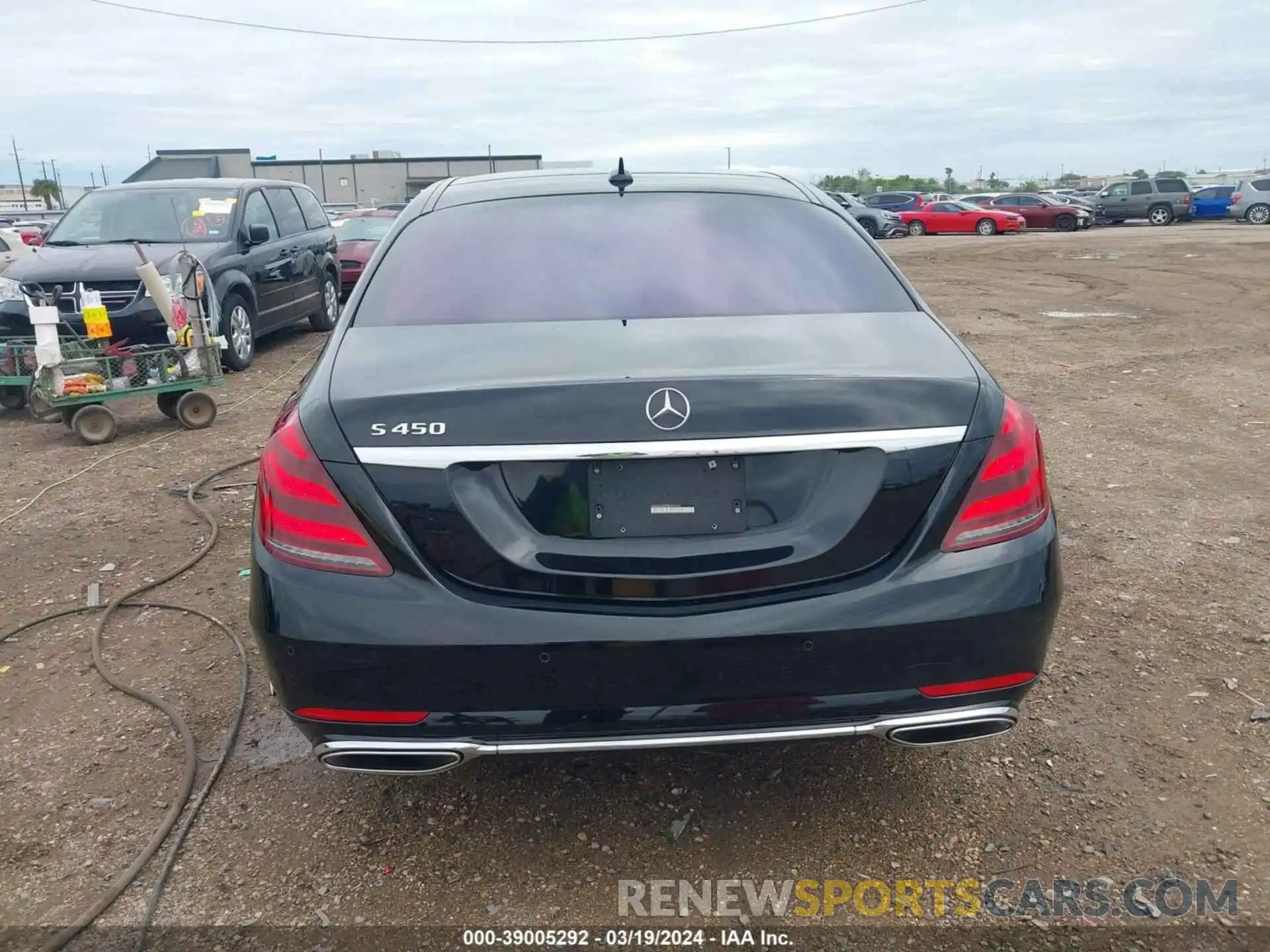 17 Фотография поврежденного автомобиля WDDUG6GB9KA493199 MERCEDES-BENZ S 450 2019