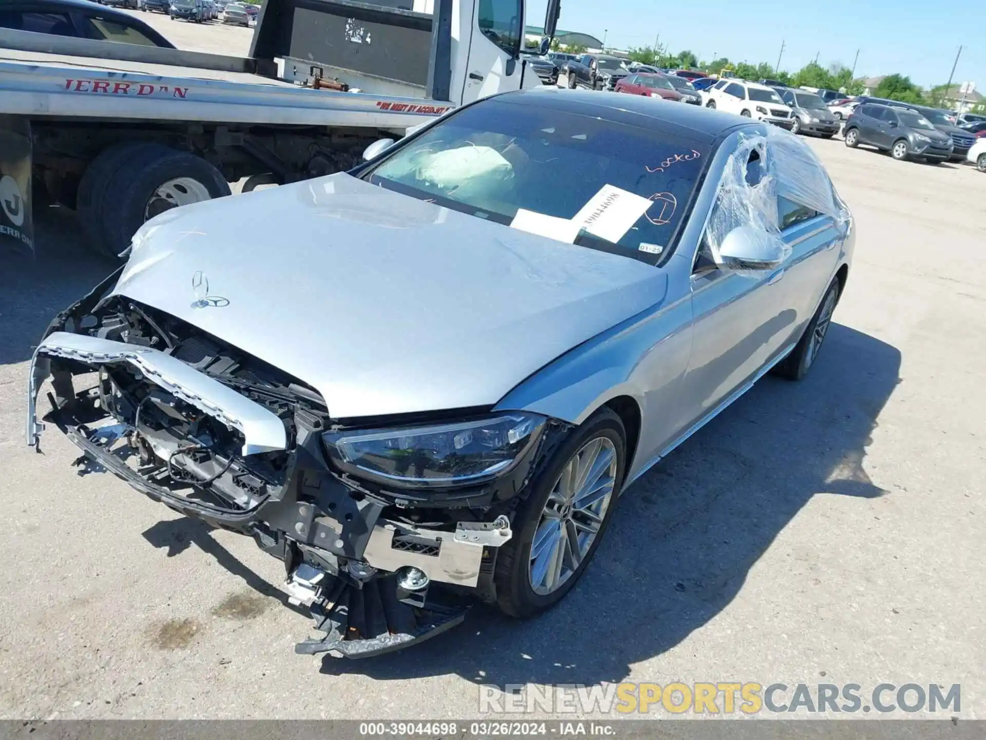 2 Photograph of a damaged car W1K6G7GBXPA200352 MERCEDES-BENZ S 580 2023