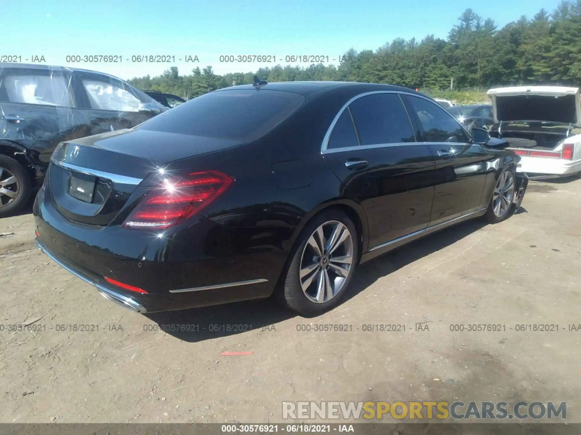 4 Photograph of a damaged car WDDUG6EB0KA460417 MERCEDES-BENZ S-CLASS 2019