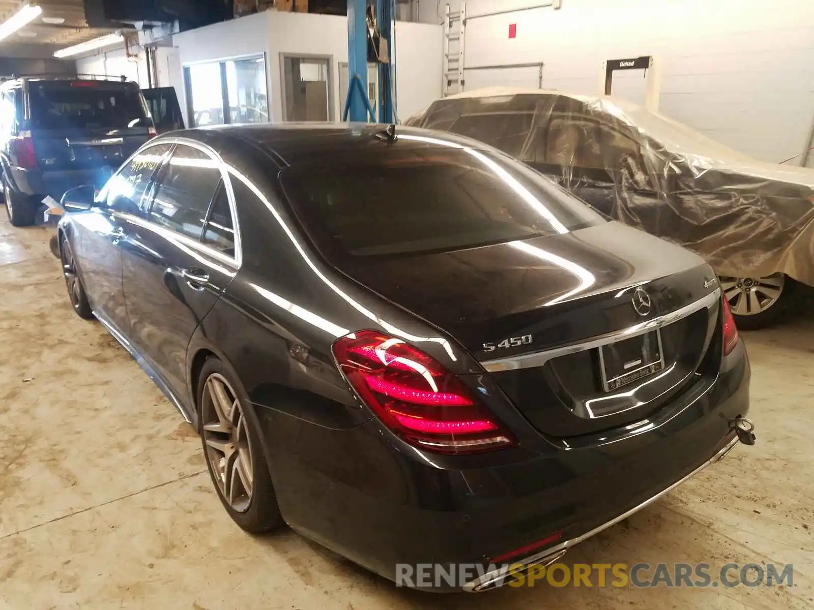 3 Photograph of a damaged car WDDUG6EB1KA488307 MERCEDES-BENZ S CLASS 2019