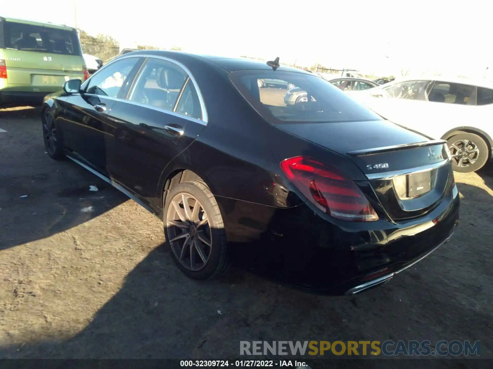 3 Photograph of a damaged car WDDUG6EB4KA447749 MERCEDES-BENZ S-CLASS 2019