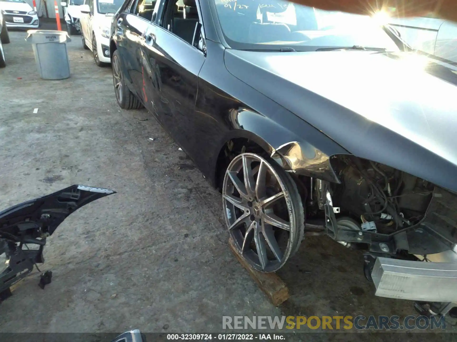 6 Photograph of a damaged car WDDUG6EB4KA447749 MERCEDES-BENZ S-CLASS 2019