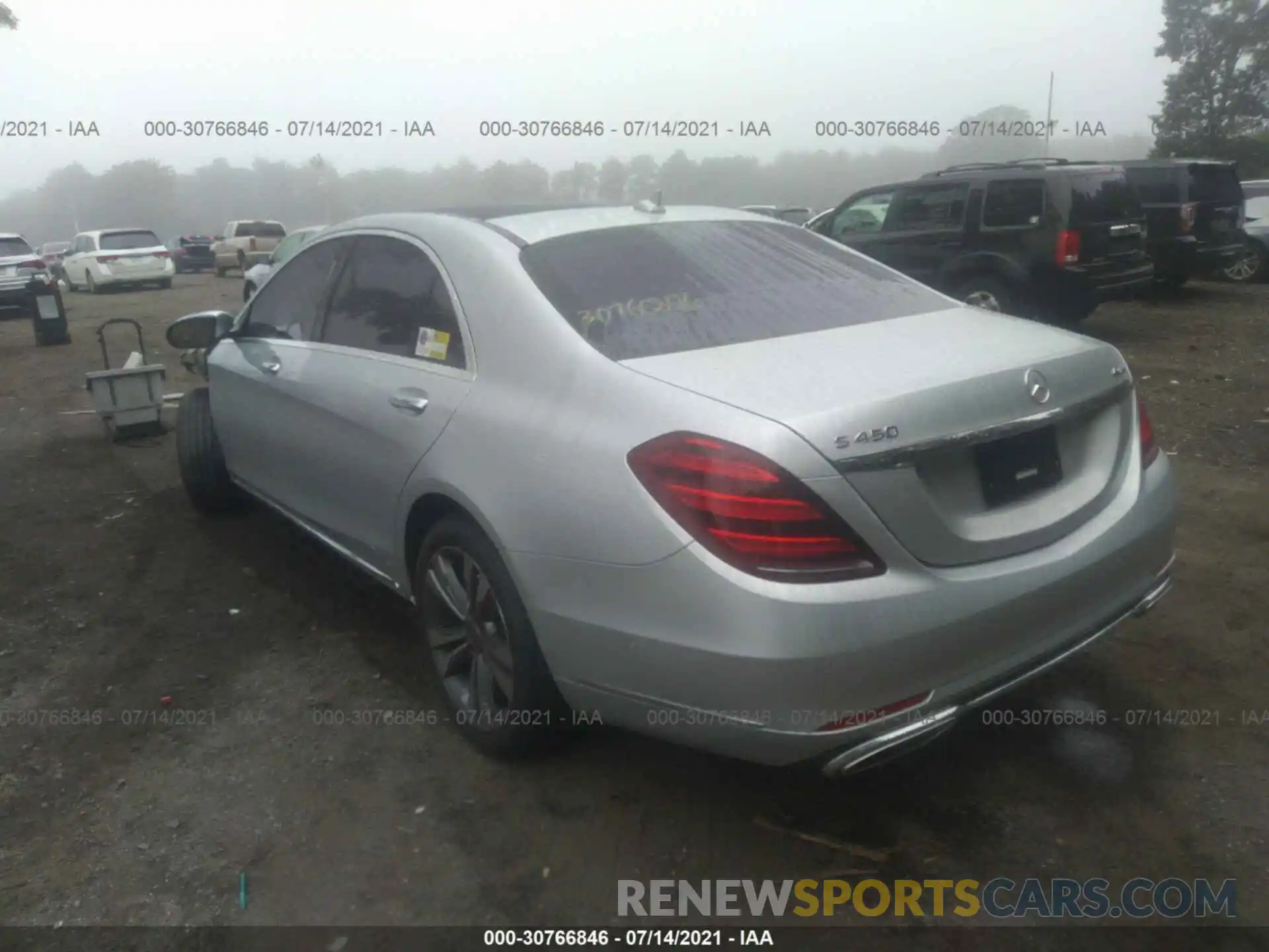 3 Photograph of a damaged car WDDUG6EB9KA487258 MERCEDES-BENZ S-CLASS 2019