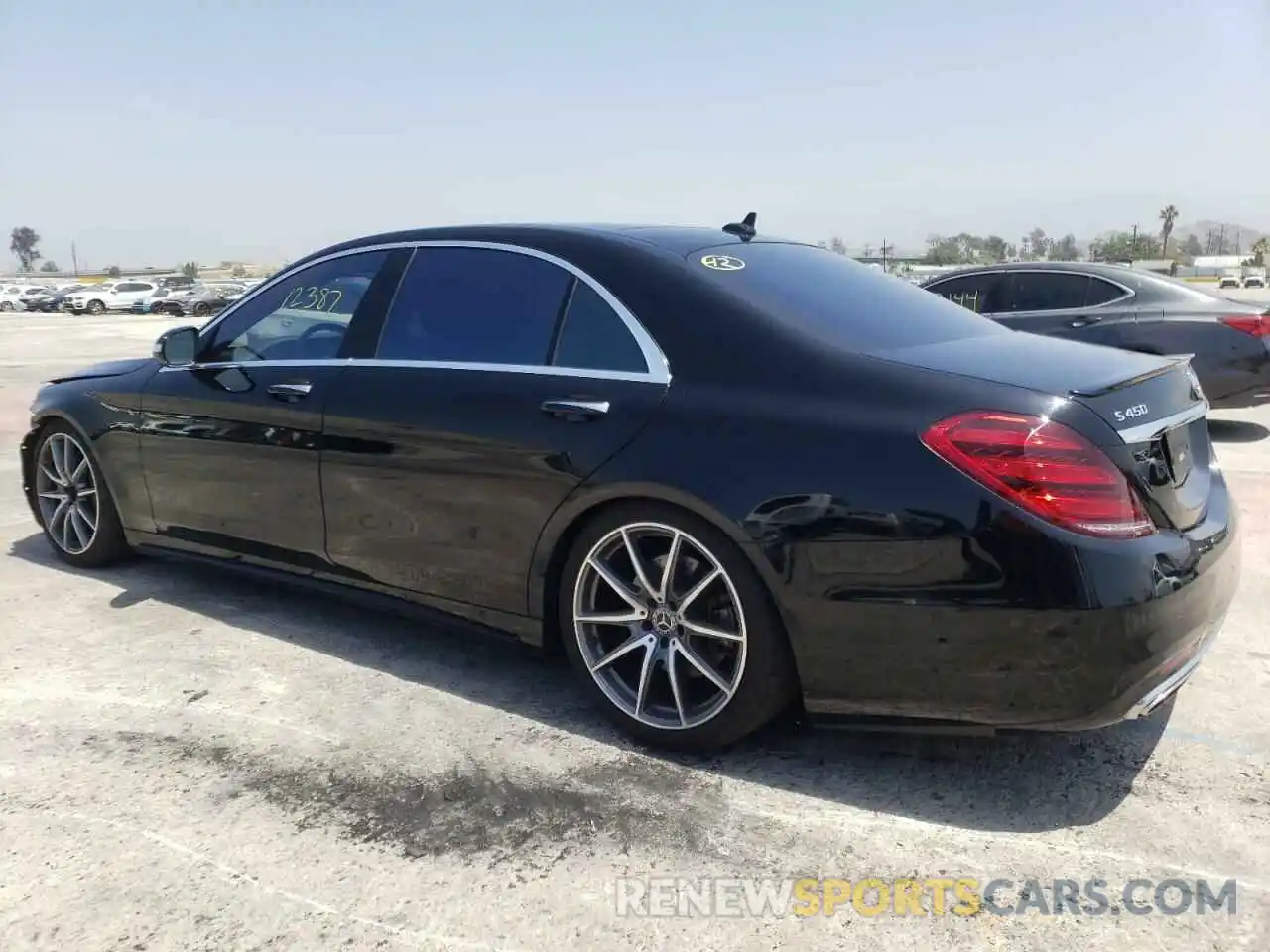 3 Фотография поврежденного автомобиля WDDUG6GB0KA474945 MERCEDES-BENZ S-CLASS 2019