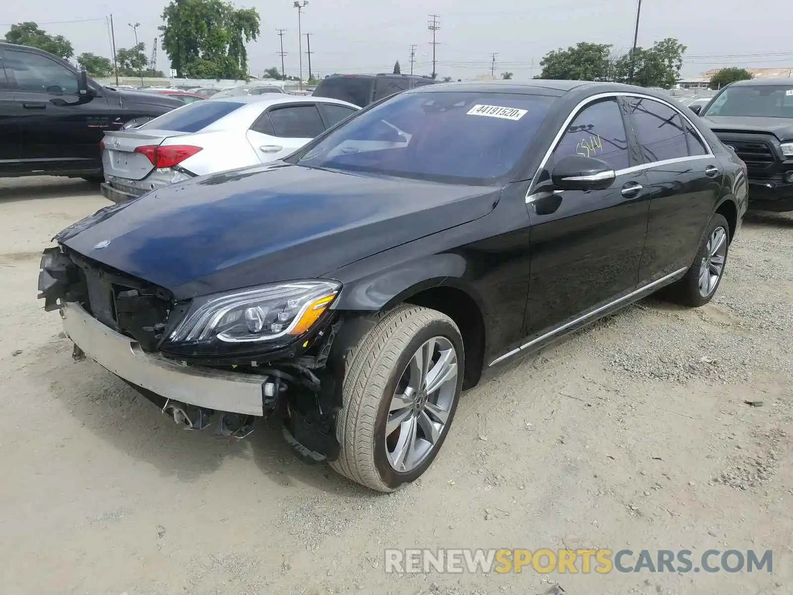 2 Photograph of a damaged car WDDUG6GB0KA479417 MERCEDES-BENZ S CLASS 2019